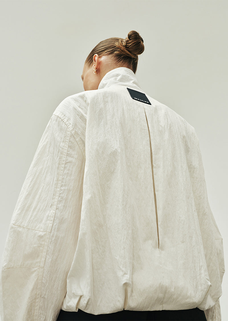 UNIVERSAL JACKET IN WHISPER WHITE