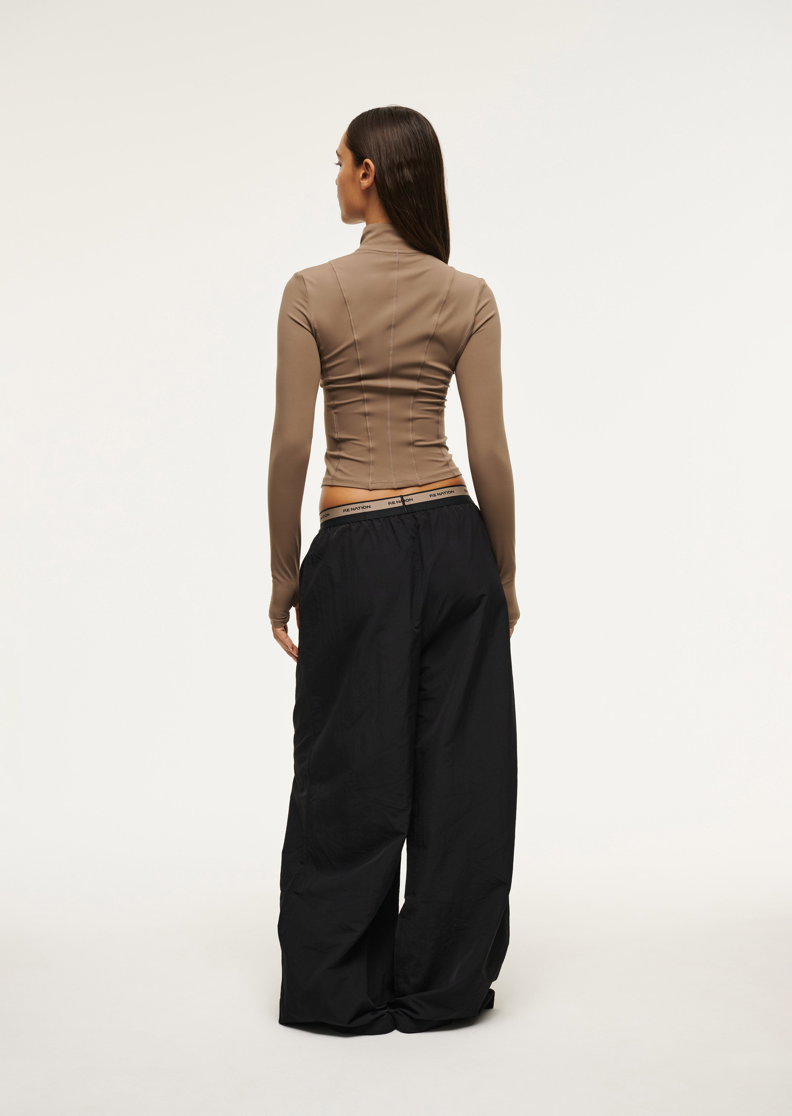 243J297_FOSSIL-022_1