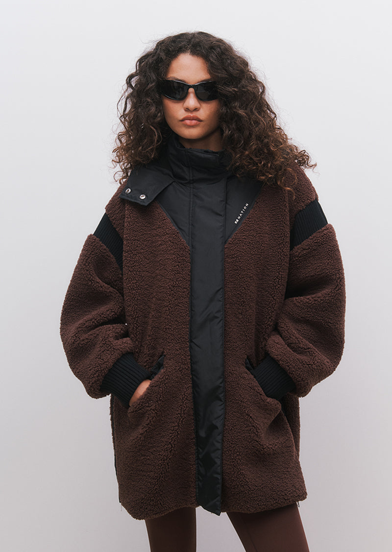 DISTRICT JACKET IN MAHOGANY