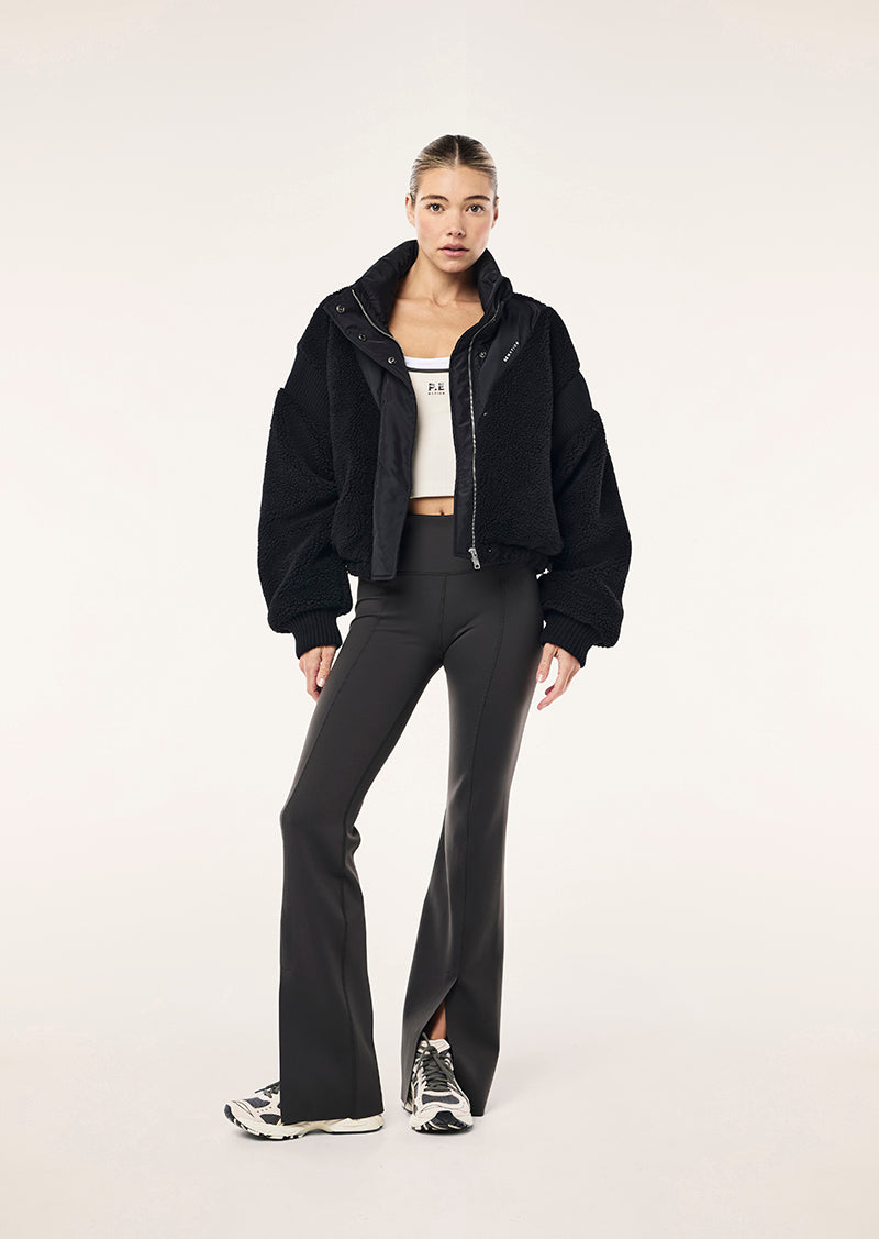 2+-+ELEVATION+LEGGING_243G349_CAVIAR-4016_1