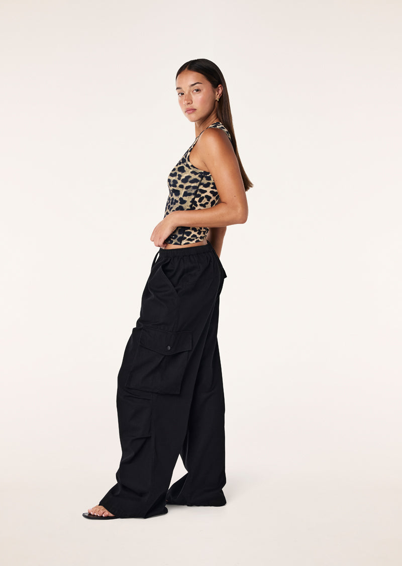 AWARD+PANT_BLACK_009_1