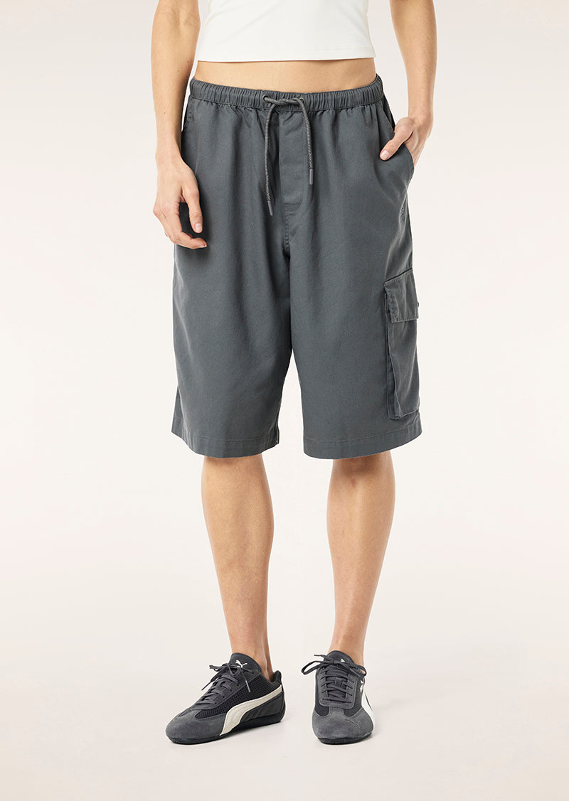 AWARD+SHORT_244S200_GUNMETAL-16_1