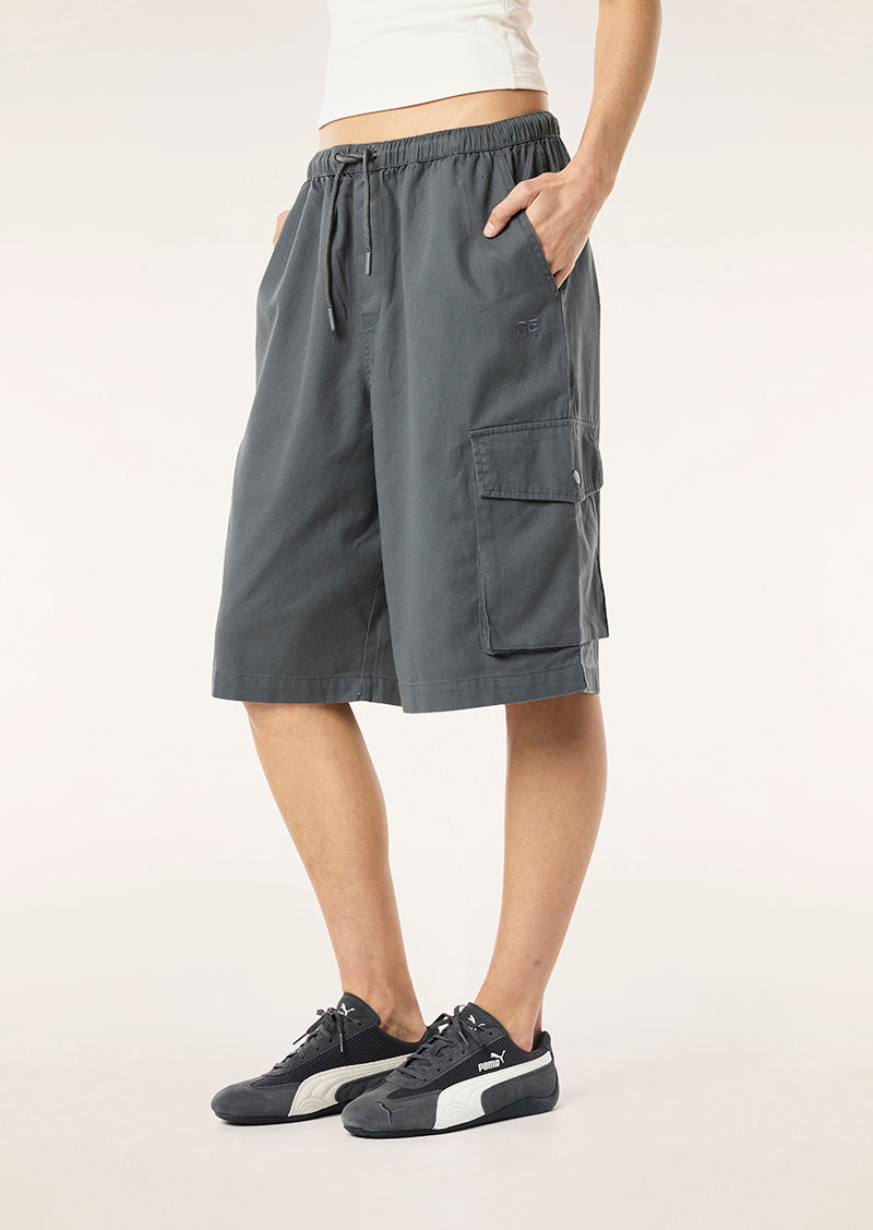 AWARD+SHORT_244S200_GUNMETAL-18_1