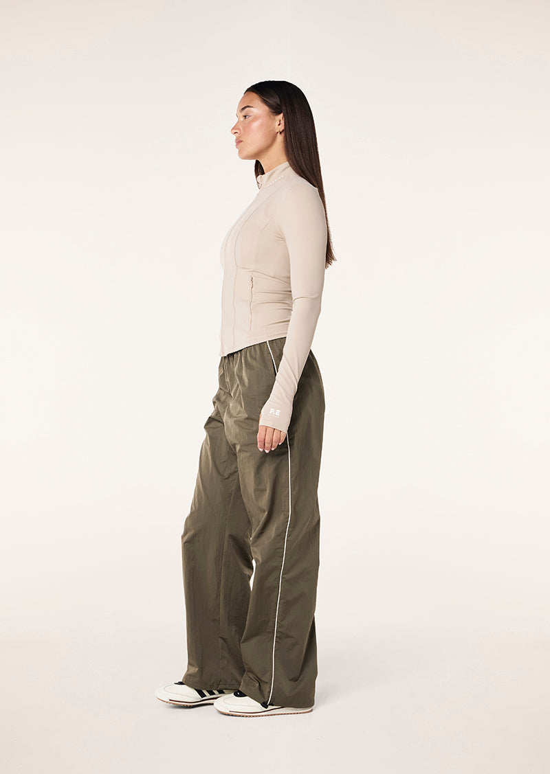 BREAKTHROUGH+JACKET_243J297_OXFORD+TAN_016_1