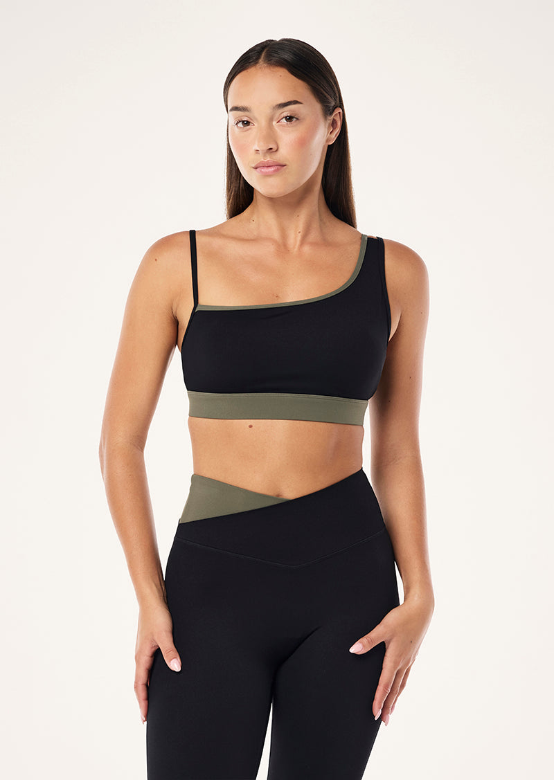 CHELSEA+SPORTS+BRA_252C042_BLACK-2584_1