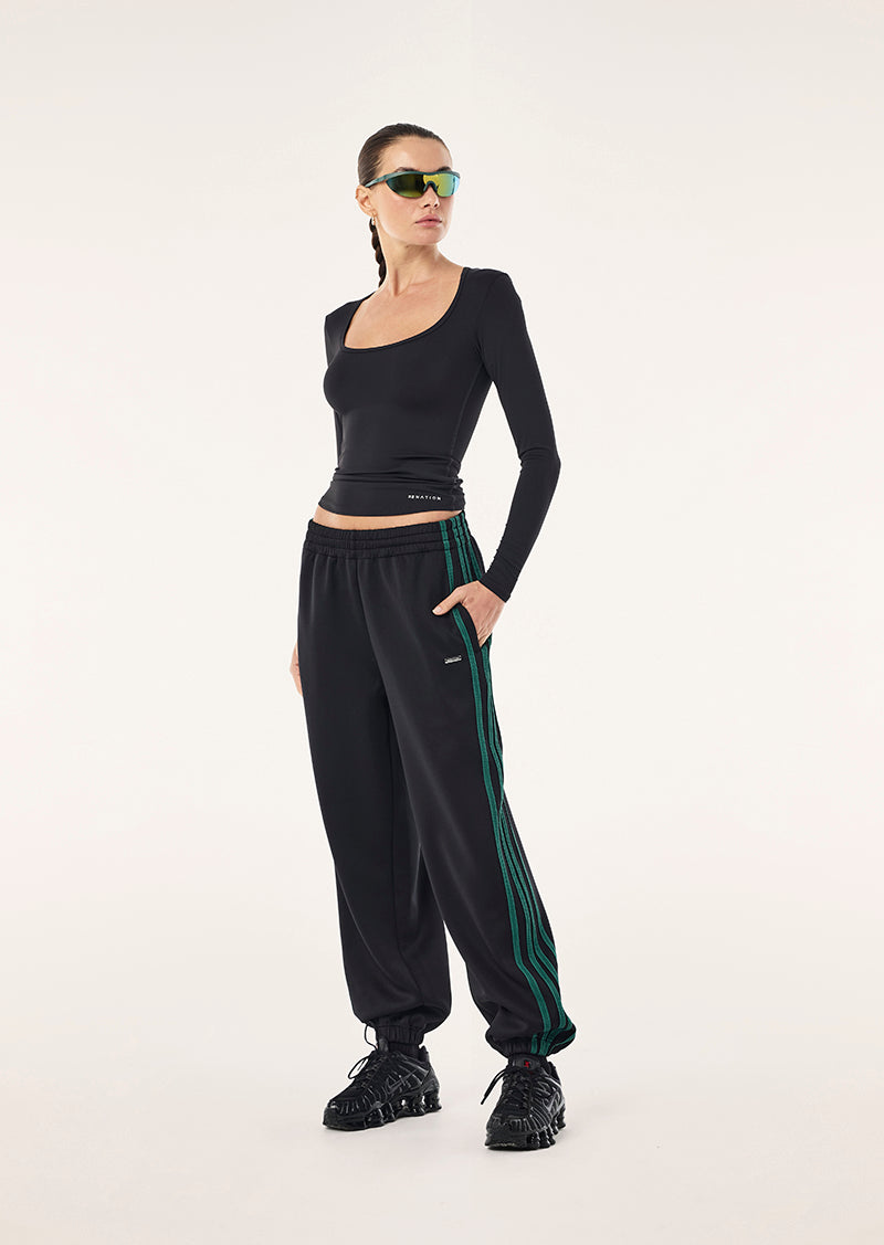 CLARITY+TRACKPANT_263P034_BLACK-073_1