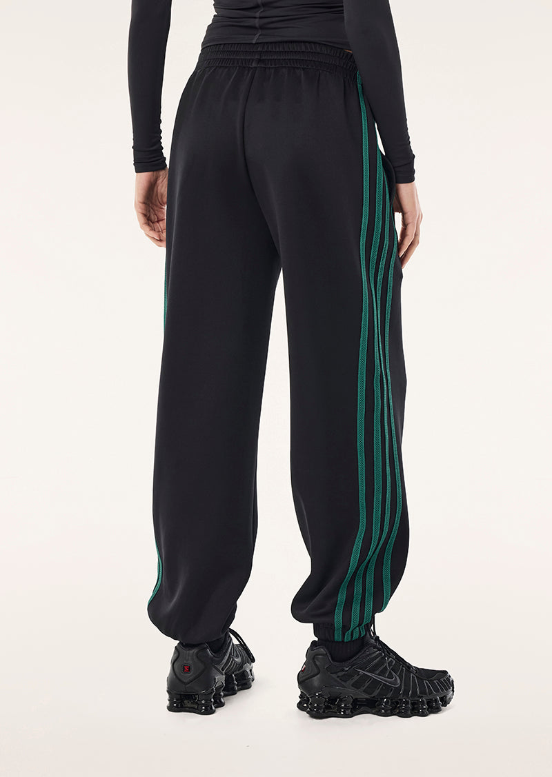 CLARITY+TRACKPANT_263P034_BLACK-106_1