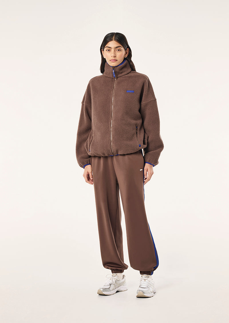 CLARITY+TRACK+PANT_263P034_MOCHA-1070_1