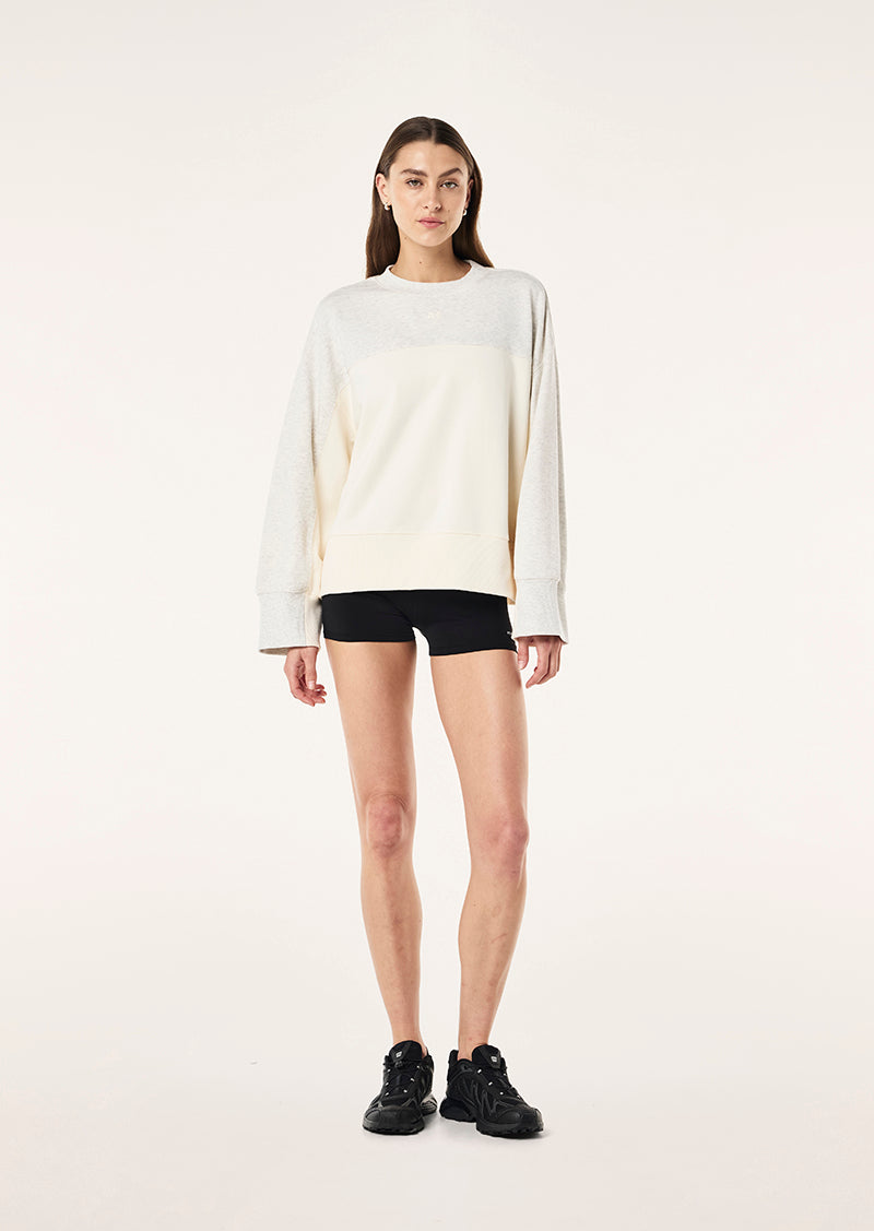 CLUB+SWEAT_254F011_GREY+MARLE+WHISPER+WHITE-29_1