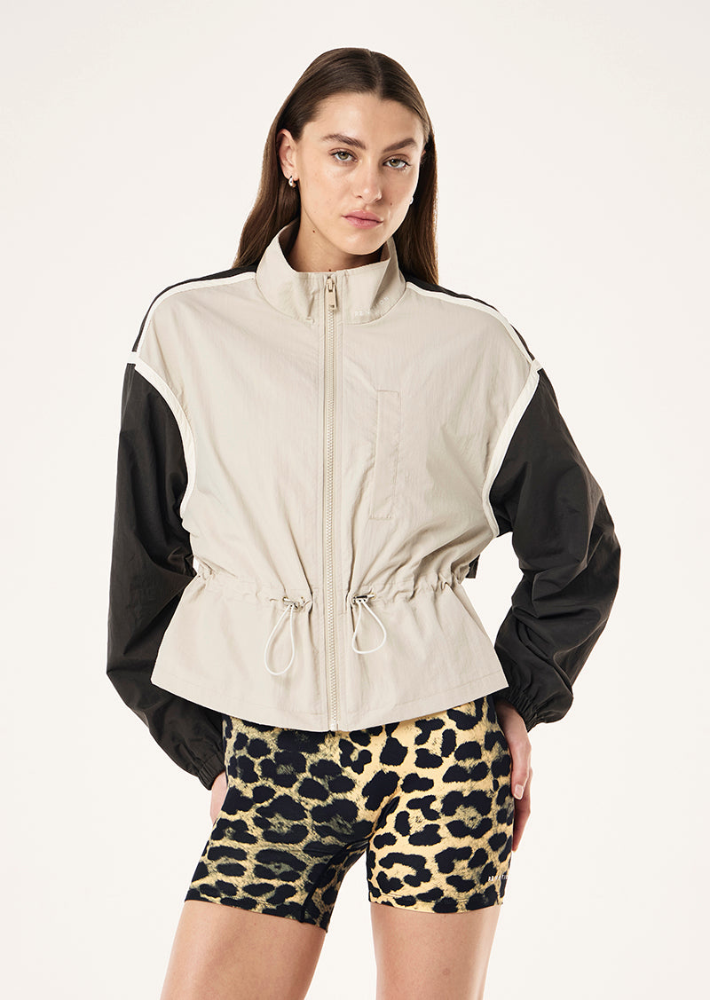CONTROL+JACKET_254J030_OATMEAL-24_1