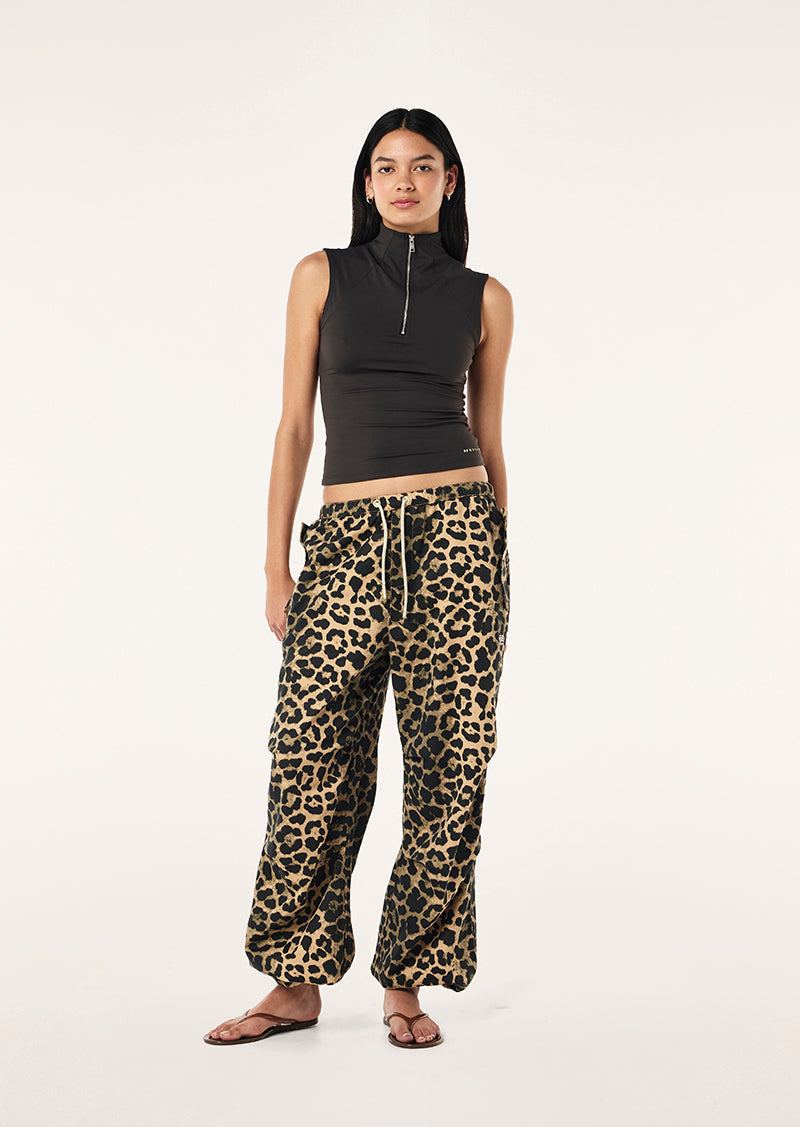 DISCOVERY COTTON PANT IN LEOPARD