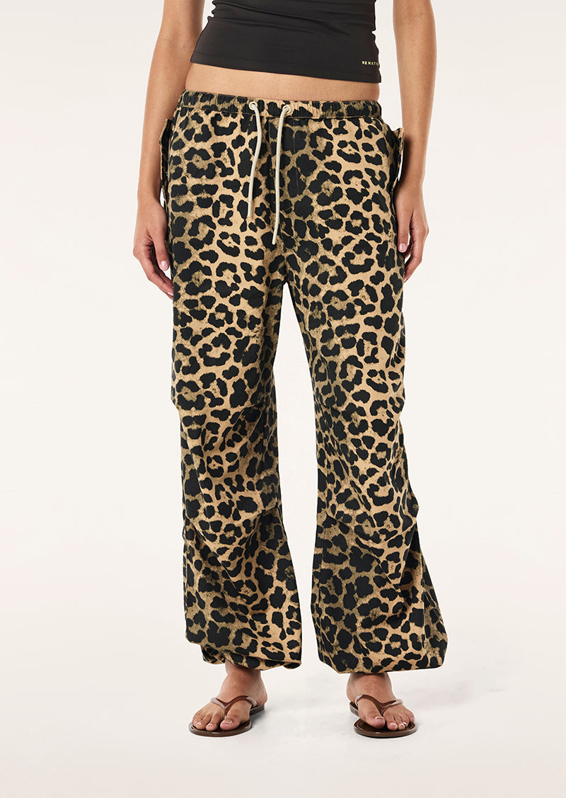DISCOVERY COTTON PANT IN LEOPARD