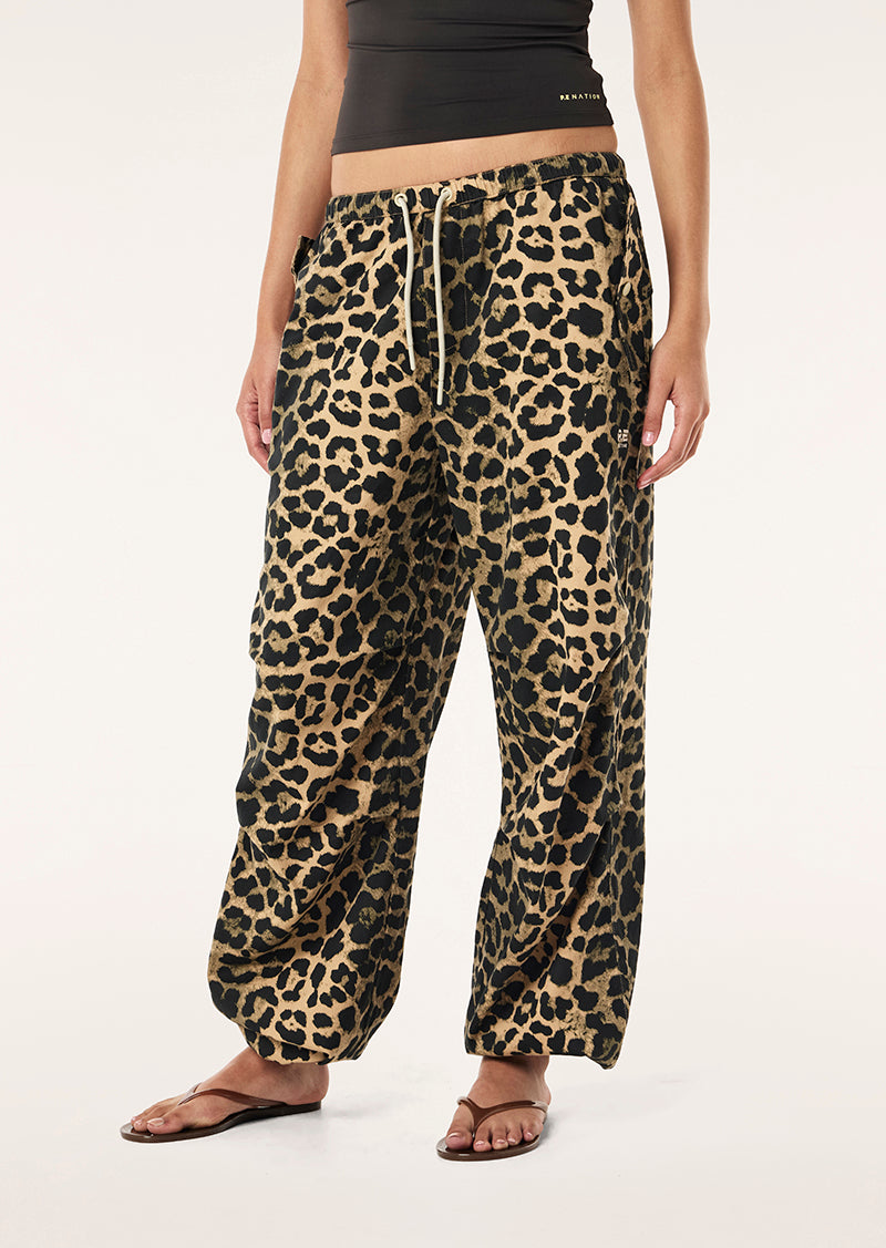 DISCOVERY COTTON PANT IN LEOPARD