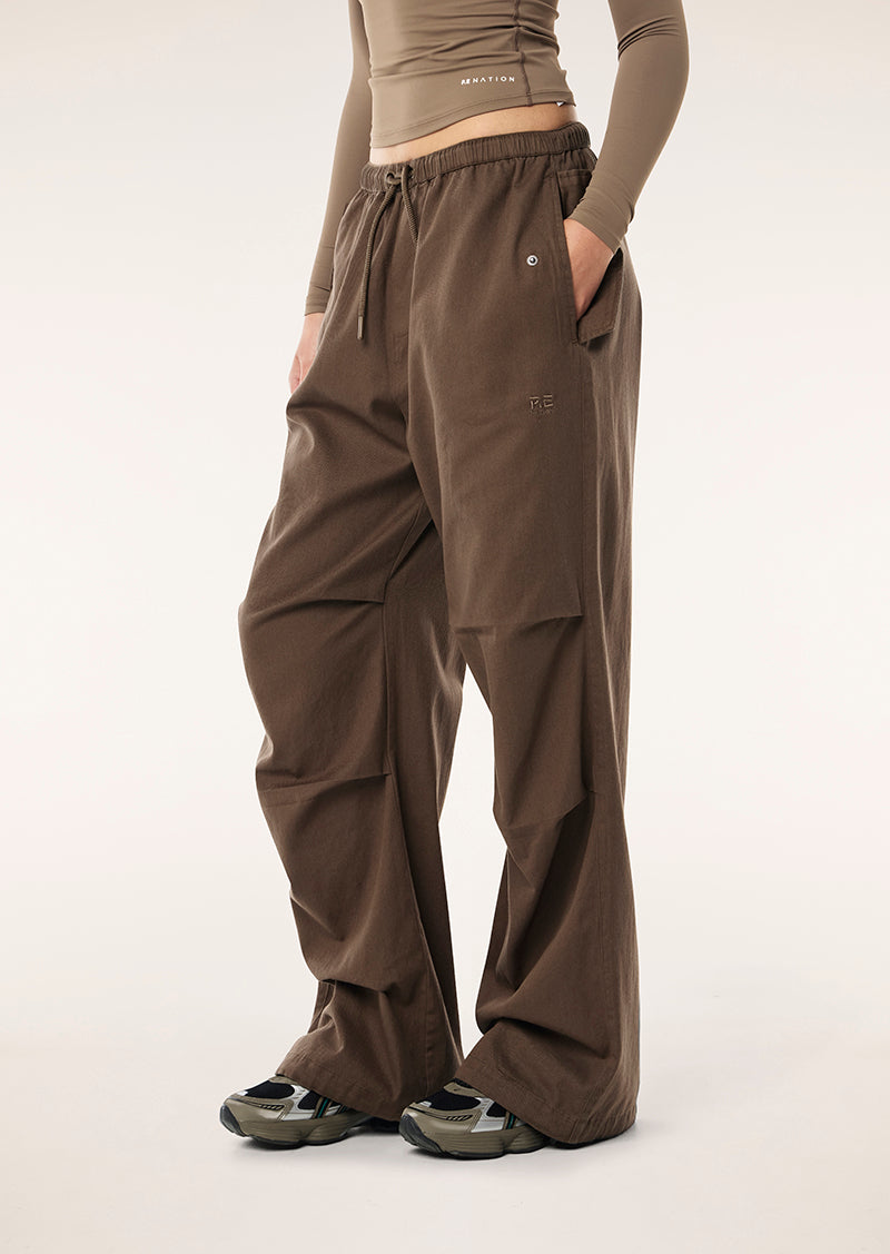 DISCOVERY COTTON PANT IN WALNUT BY P.E NATION, WOMENS ATHLEISURE CARGO STREETWEAR PANT BROWN