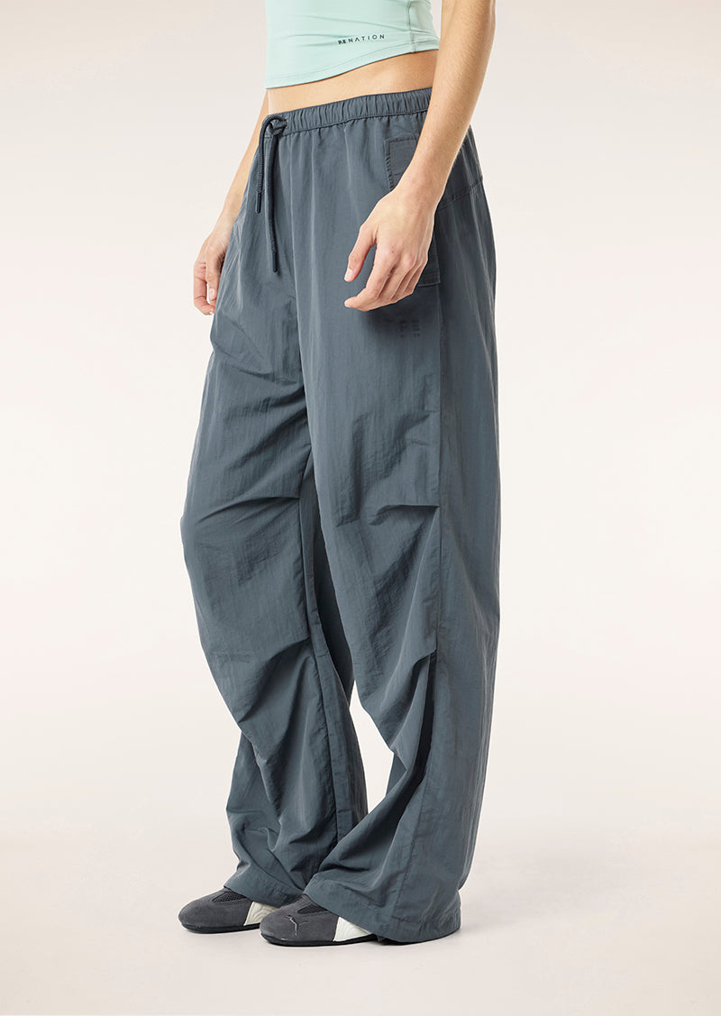 DISCOVERY+PANT_252P058_THUNDER-16_1