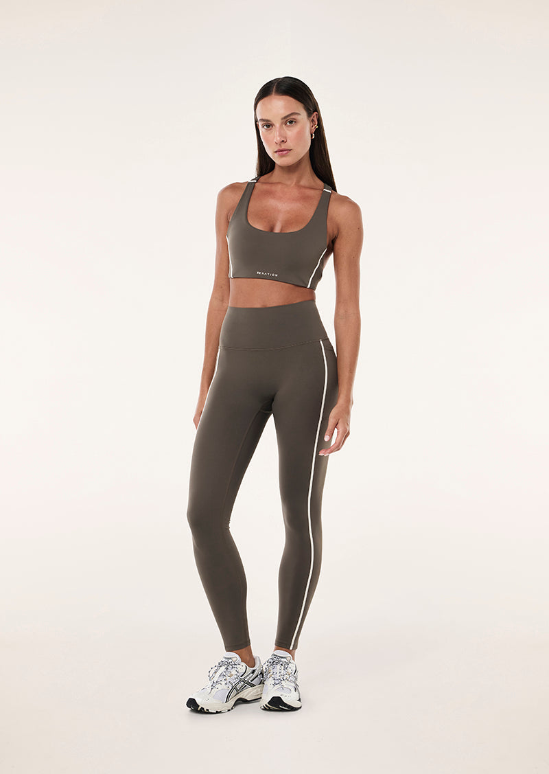 DYNAMIC FULL LENGTH LEGGING IN MAJOR BROWN AND WHISPER WHITE BY P.E NATION