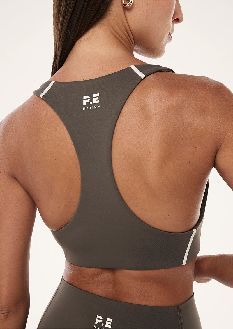 DYNAMIC SPORTS BRA IN MAJOR BROWN BY P.E NATION, WOMEN'S ATHLEISURE SPORTS BRAS