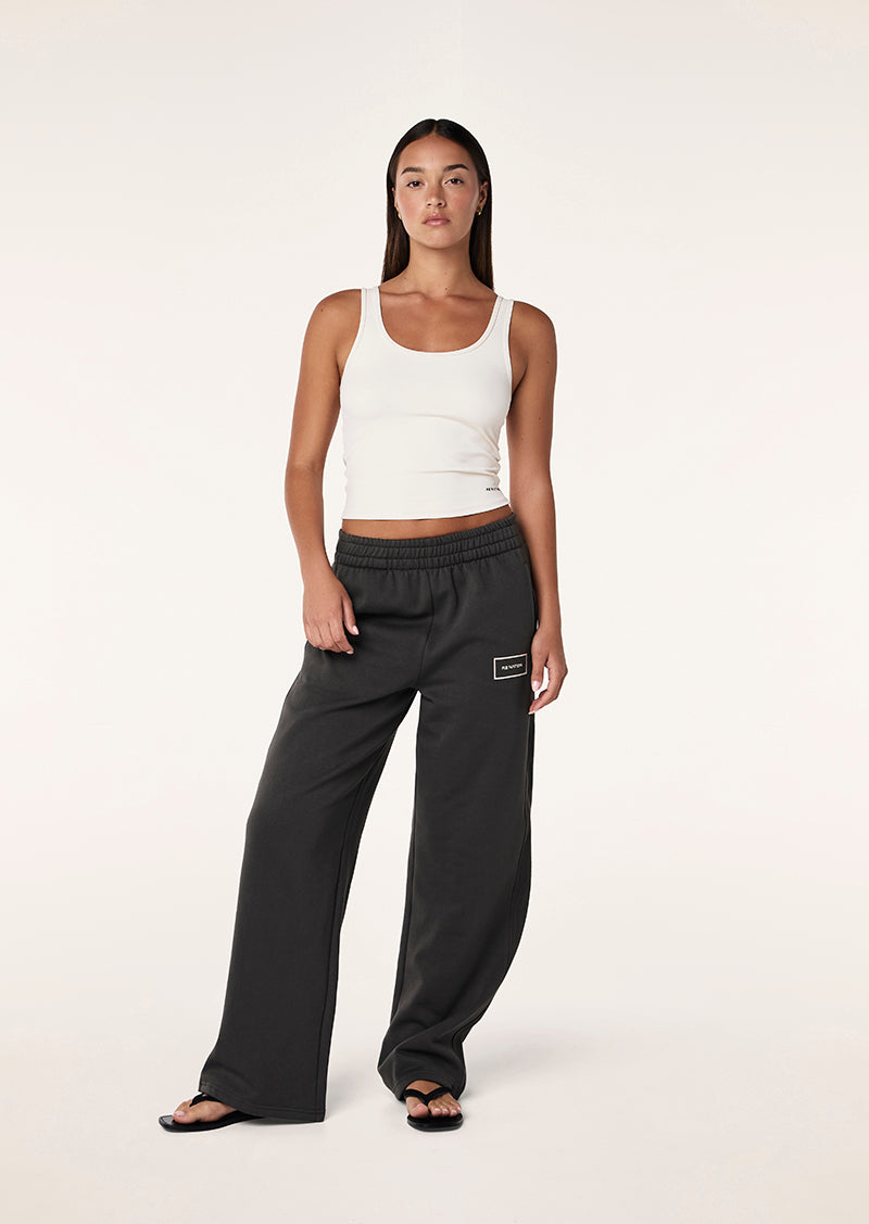 ELEMENTAL+TANK_251W166_WHISPER+WHITE-090_1