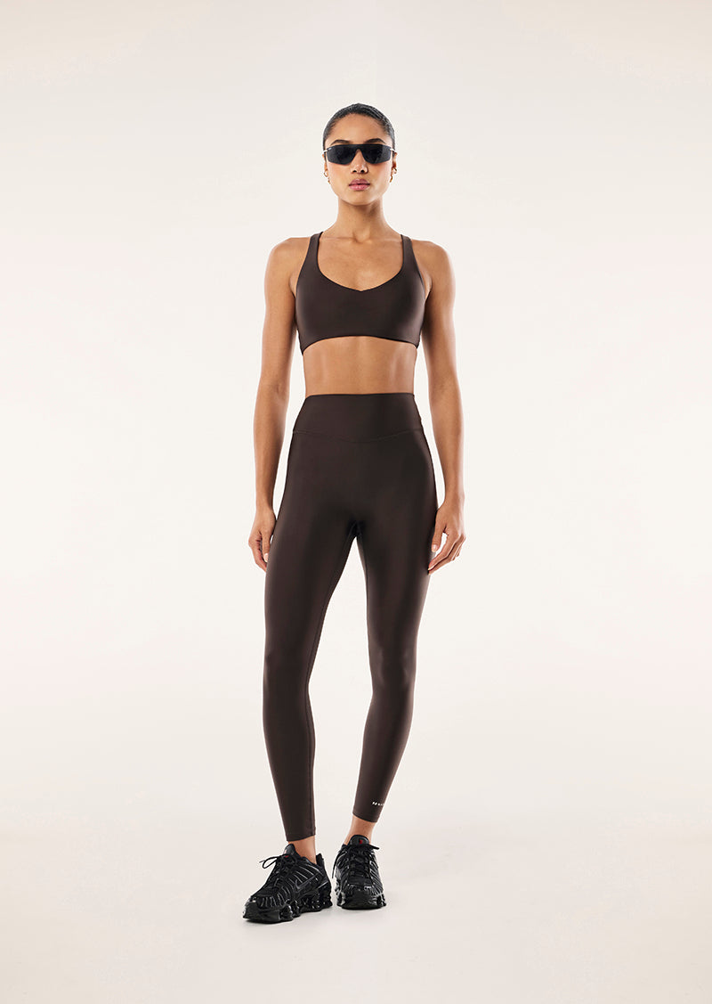 FAIRMONT KEYHOLE SPORTS BRA IN COFFEE SHINE BY P.E NATION, WOMEN'S ATHLEISURE SPORTS BRAS