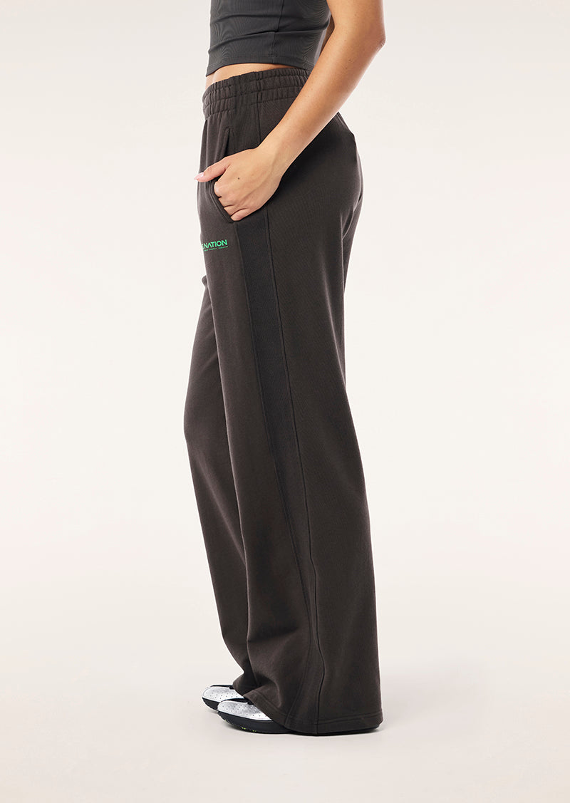 FLASHBACK+TRACKPANT_252P216_CAVIAR-4389_1