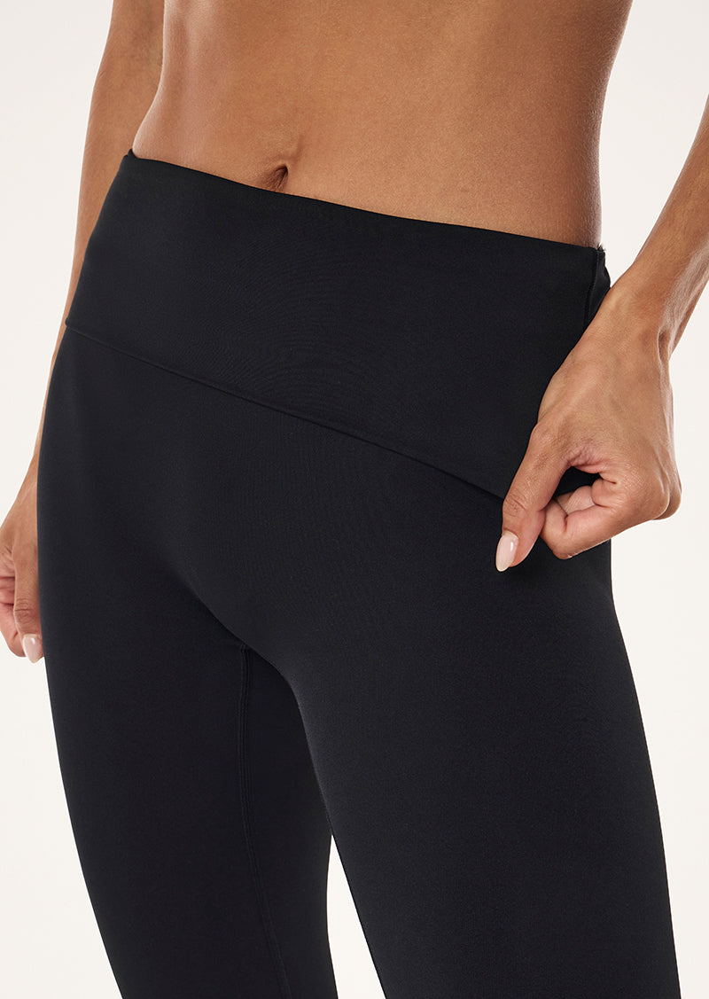 FOLD-OVER-FL-LEGGING_264G014_BLACK-40-R_1