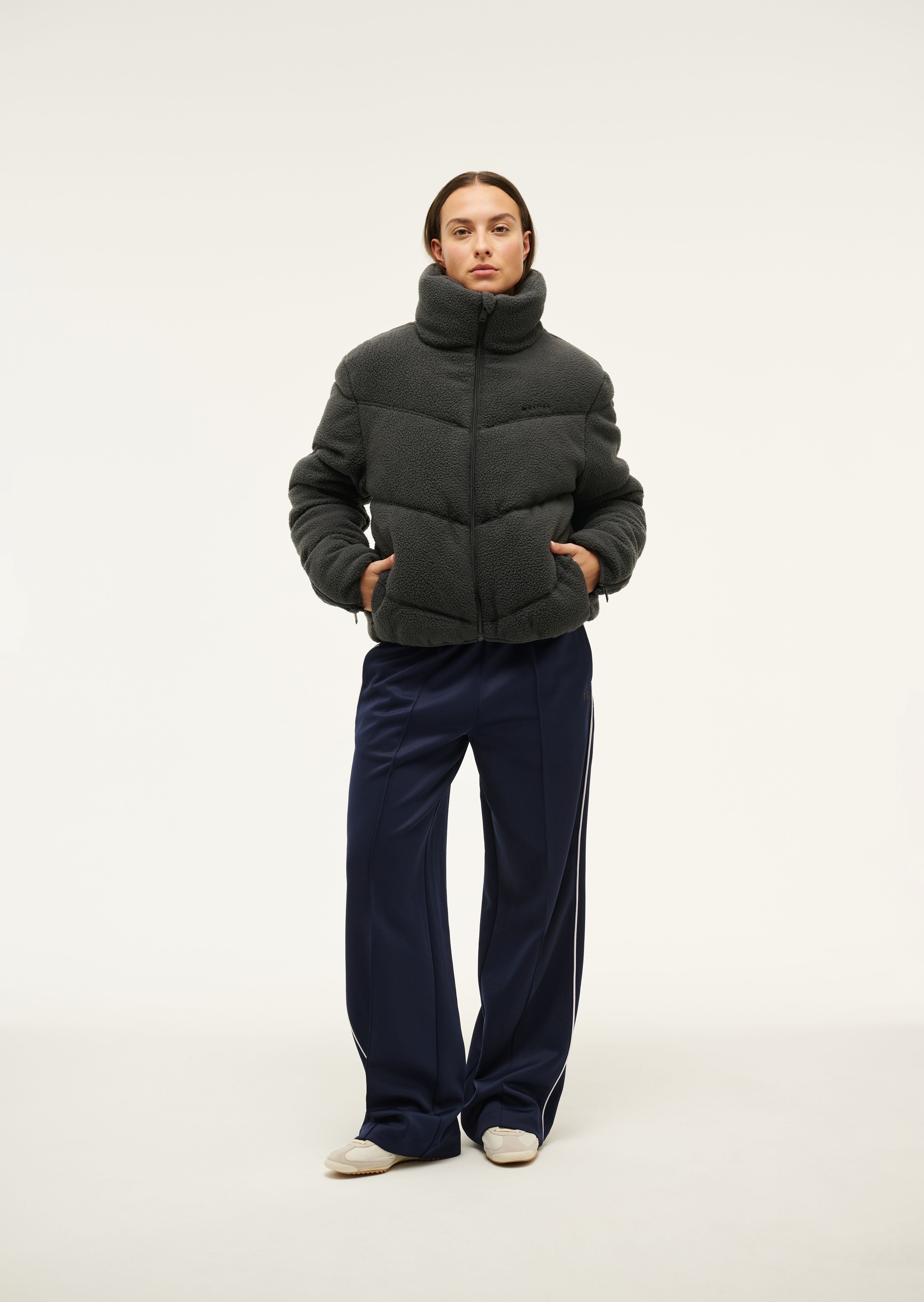 FORTUNESHERPAJACKET_243J167_MARINEBLUE-021_1