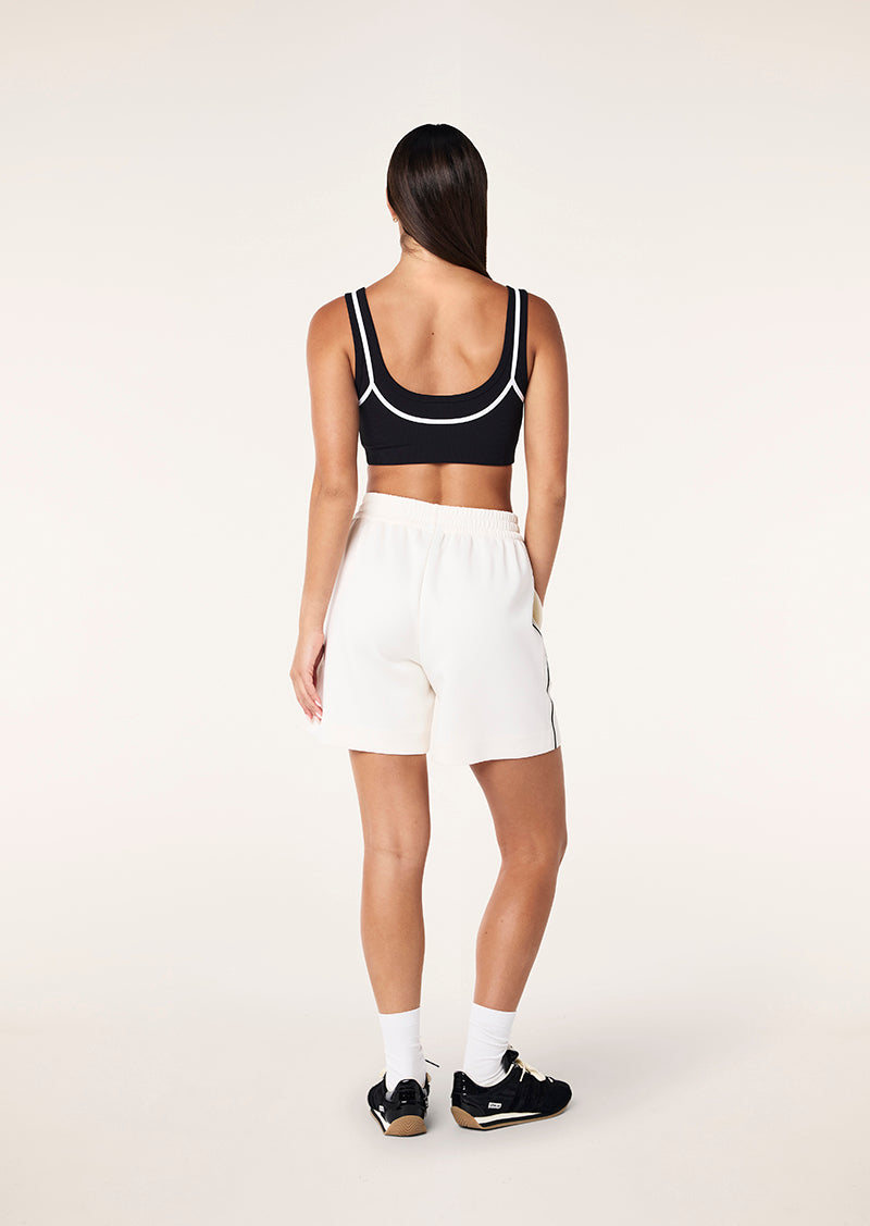 FORWARD+CROP_251C065_BLACK_012_1