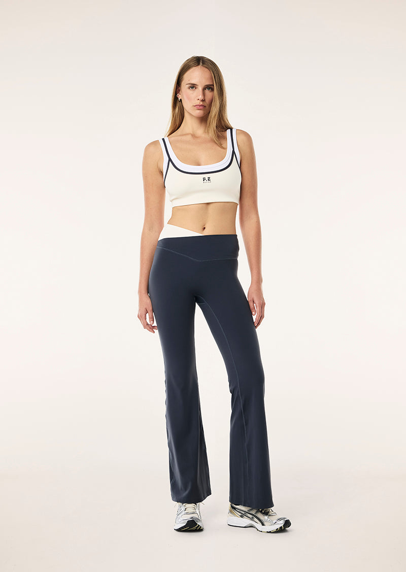 FORWARD+CROP_251C065_WHISPER+WHITE-324_1