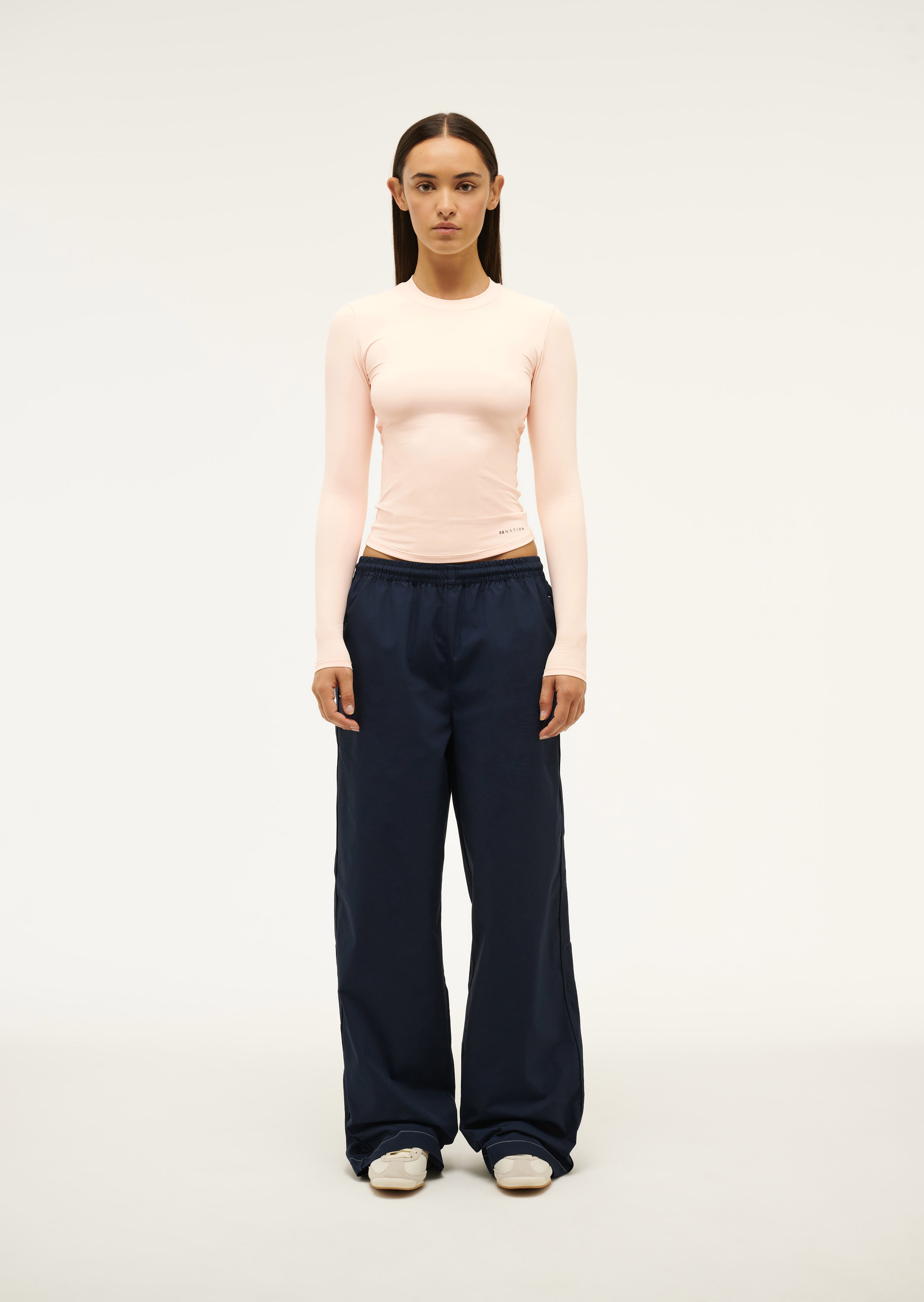 FOUNDATIONLSTOP_243L265_BLUSH-002-R_1