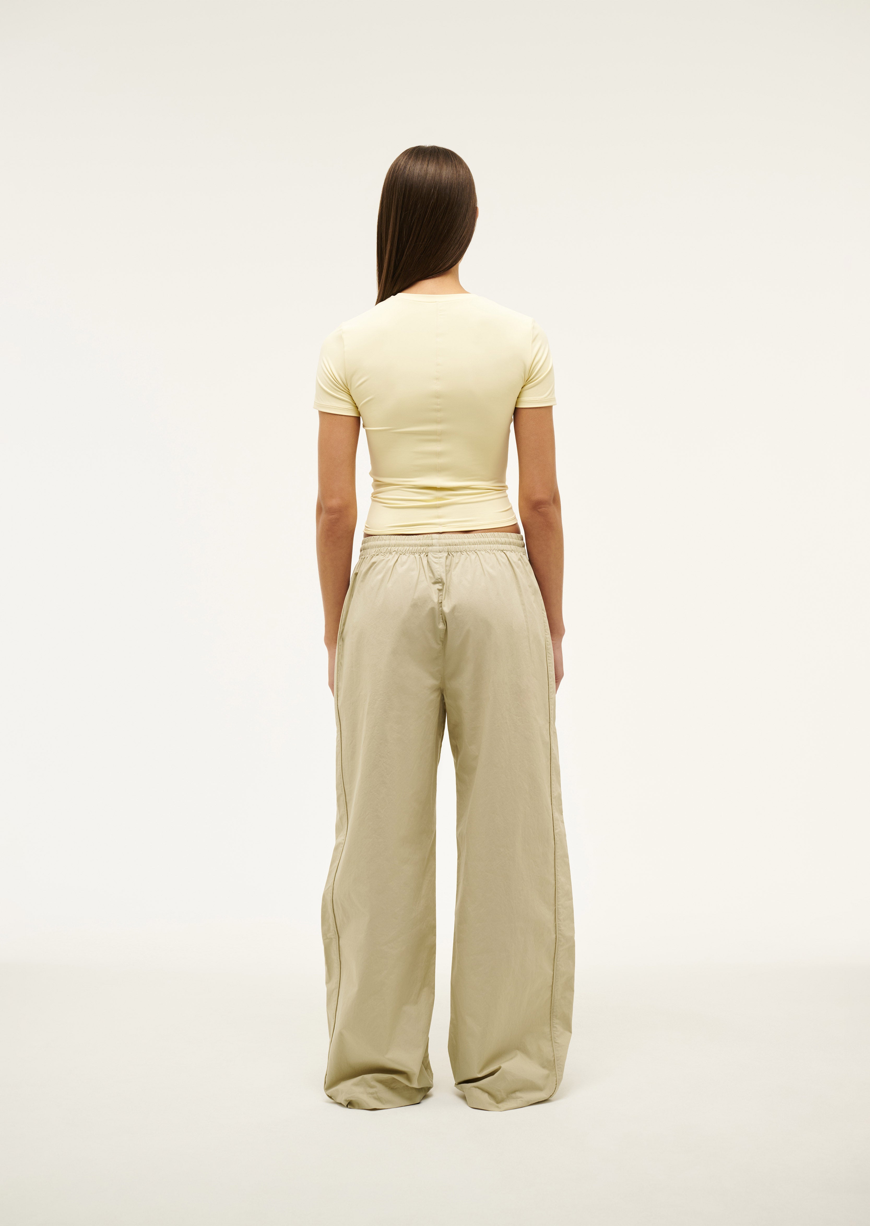 FOUNDATIONSSTEE_243T257_BUTTER-012_1