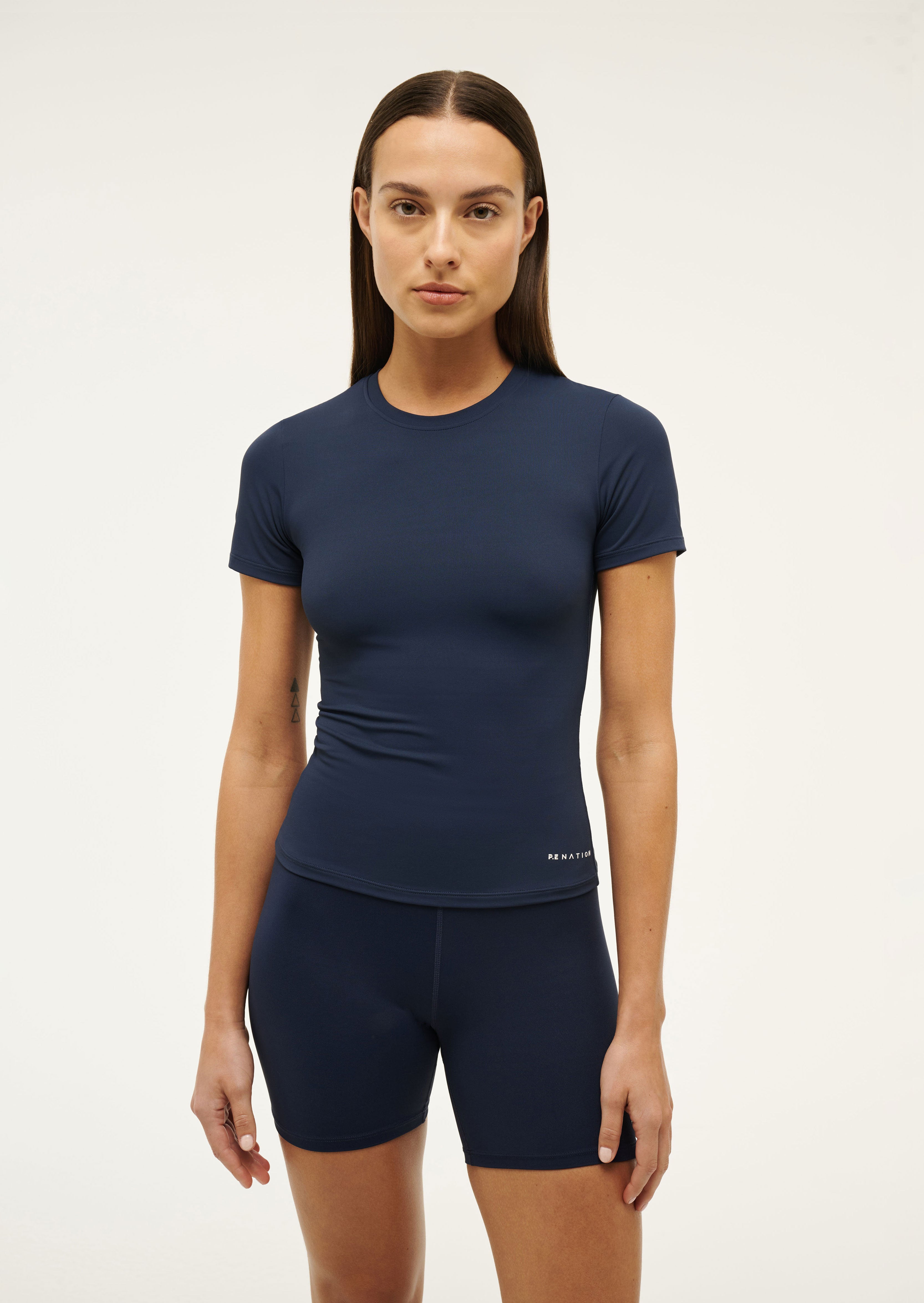 FOUNDATIONSSTEE_243T257_DARKNAVY-016-CROP_1
