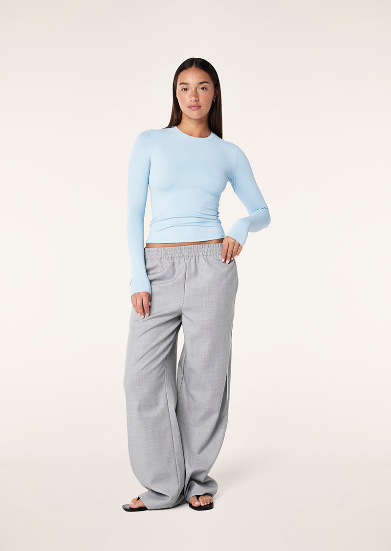 FOUNDATION+LS+TOP_243L265_ICE+BLUE_005_1