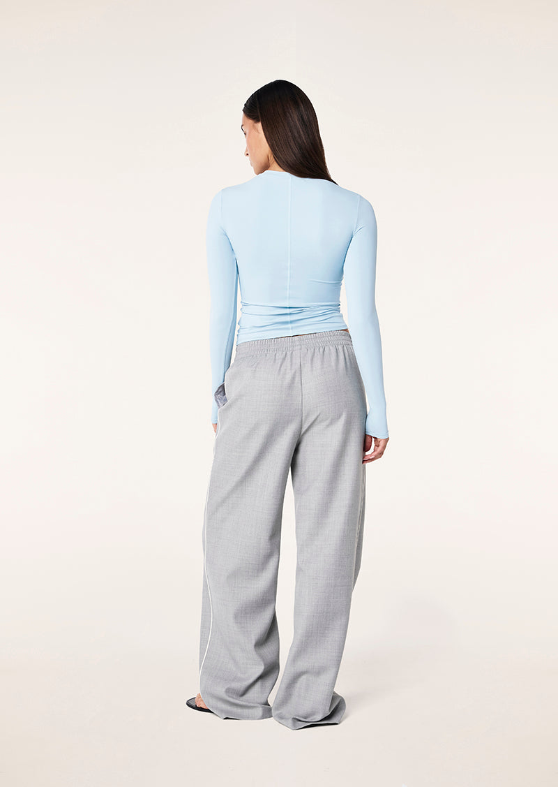 FOUNDATION+LS+TOP_243L265_ICE+BLUE_023_1