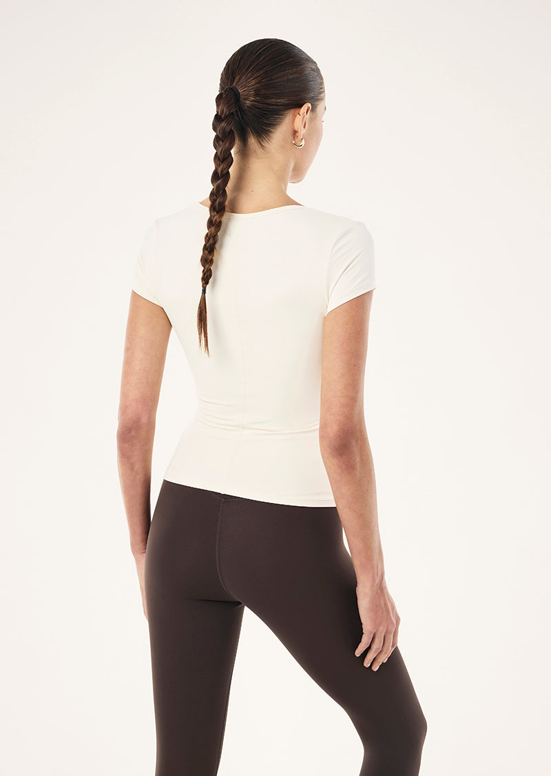 FOUNDATION+SCOOP+SS+TOP_263W066_WHISPER+WHITE-053_1