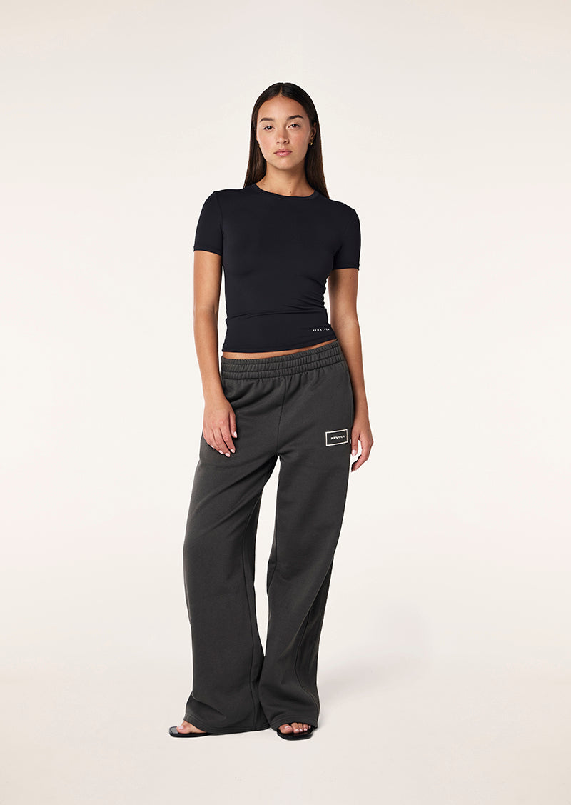 FOUNDATION+SS+TEE_243T257_BLACK_003_1