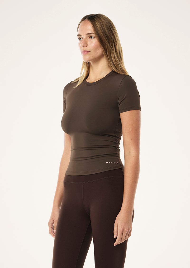 FOUNDATION SHORT SLEEVE TEE IN ESPRESSO BY P.E NATION, WOMENS ATHLESIURE TEE BROWN