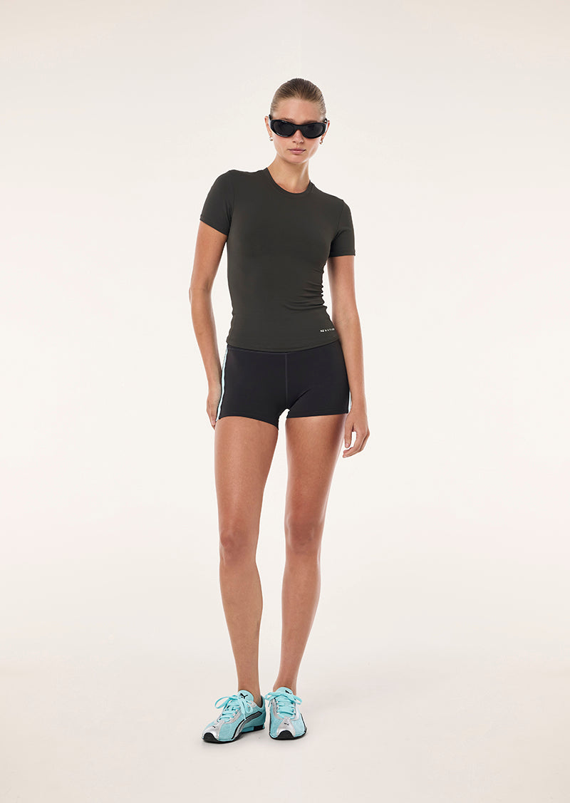 FOUNDATION SHORT SLEEVE TEE IN SMOKESTONE BY P.E NATION, WOMEN'S ATHLEISURE TEES