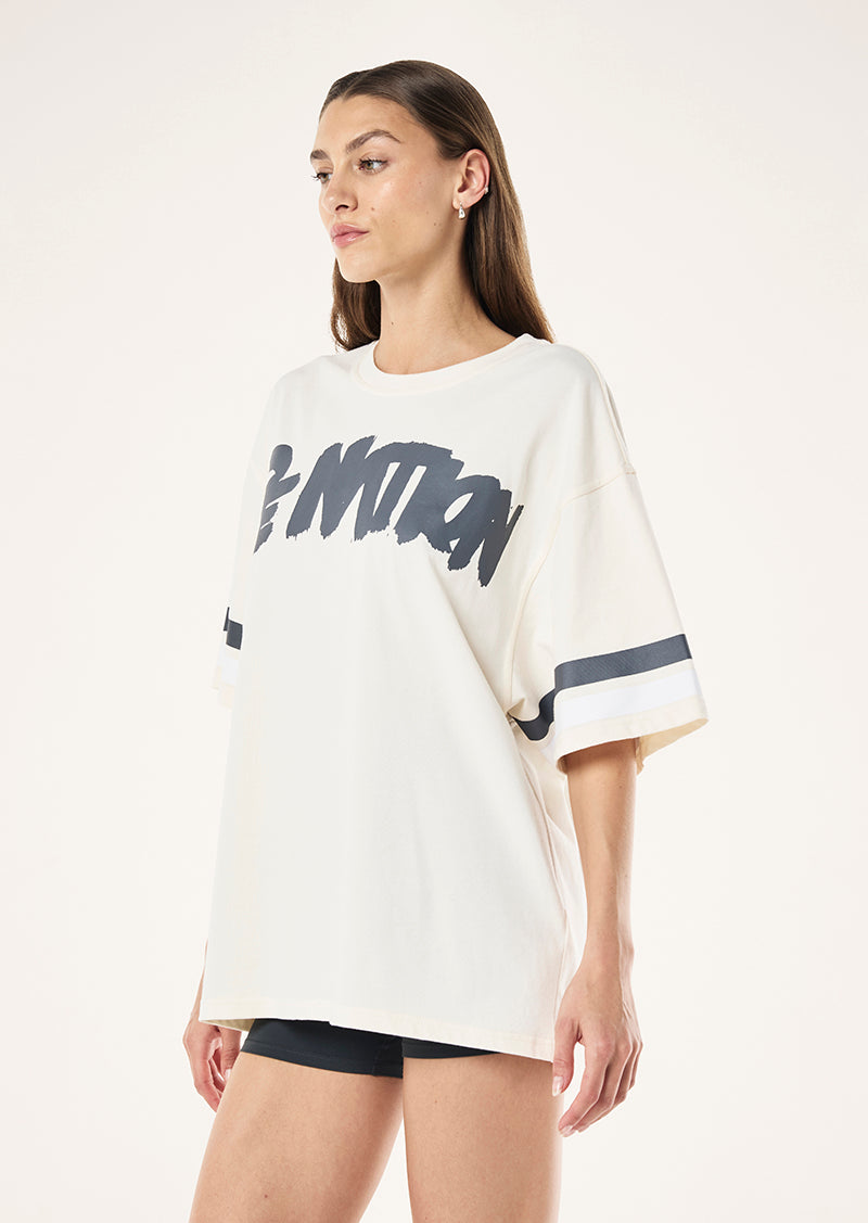 FRONTLINE+OVERSIZE+TEE_254T180_WHISPER+WHITE-20_1