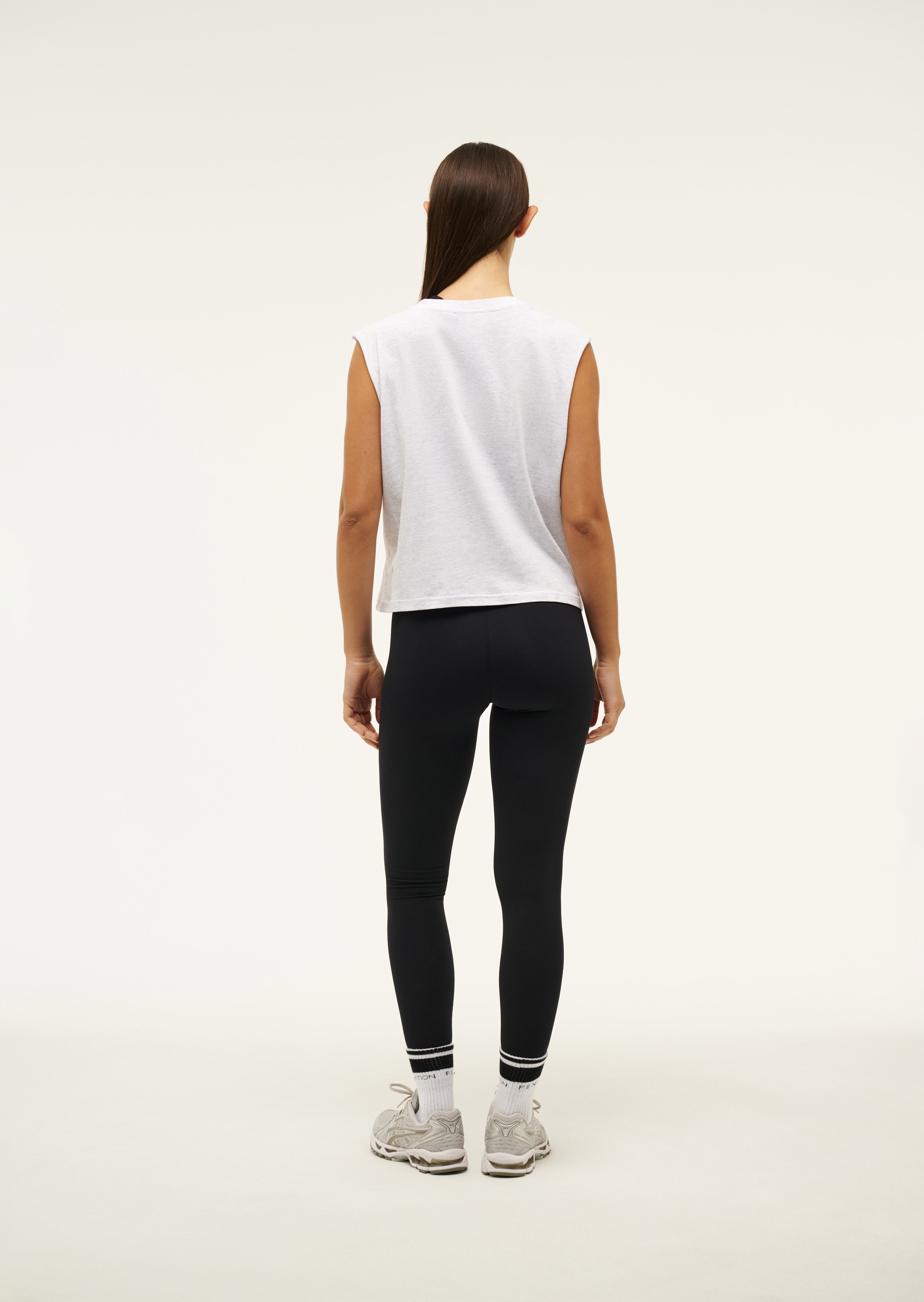 FULLOUTTANK_244W434_GREYMARLE-012_1