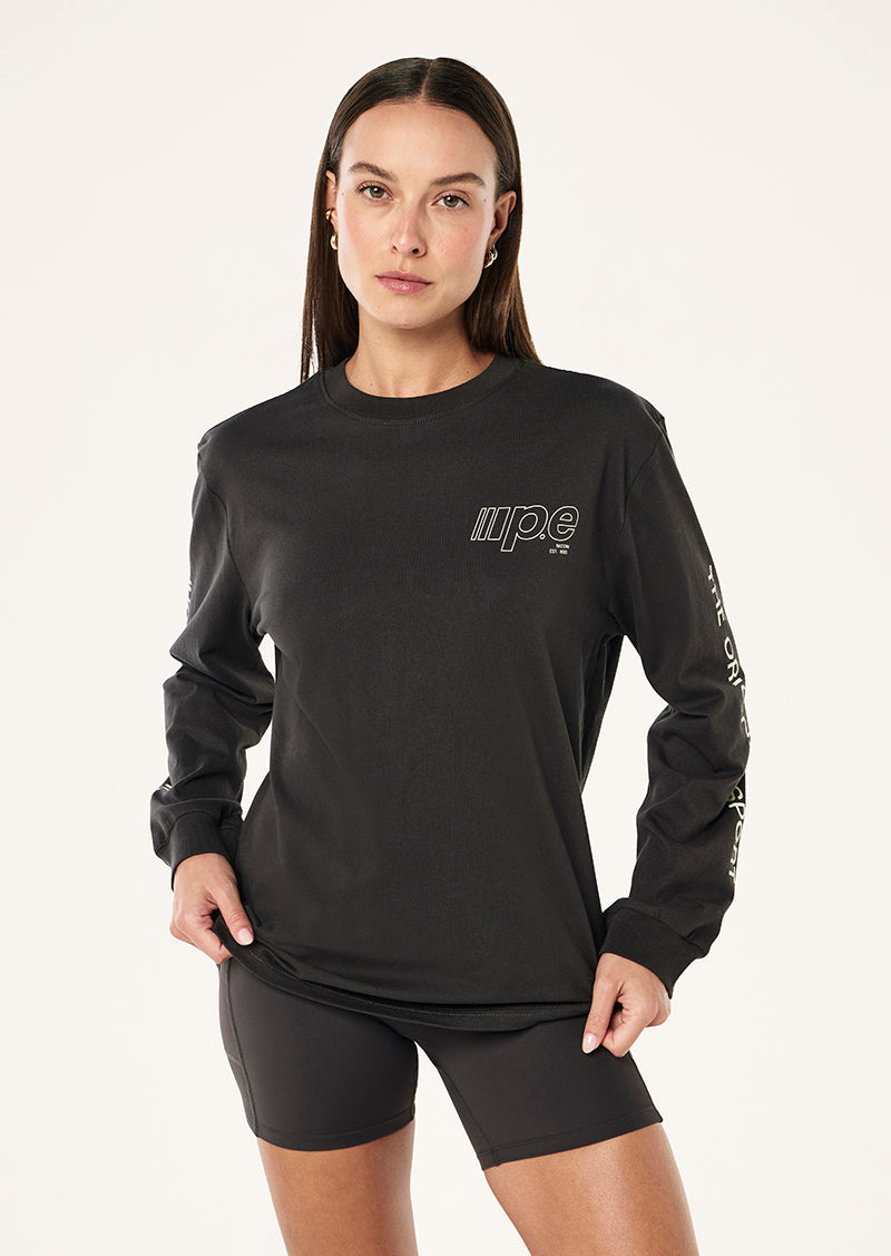 GLIDE LONG SLEEVE TEE IN CAVIAR BY P.E NATION