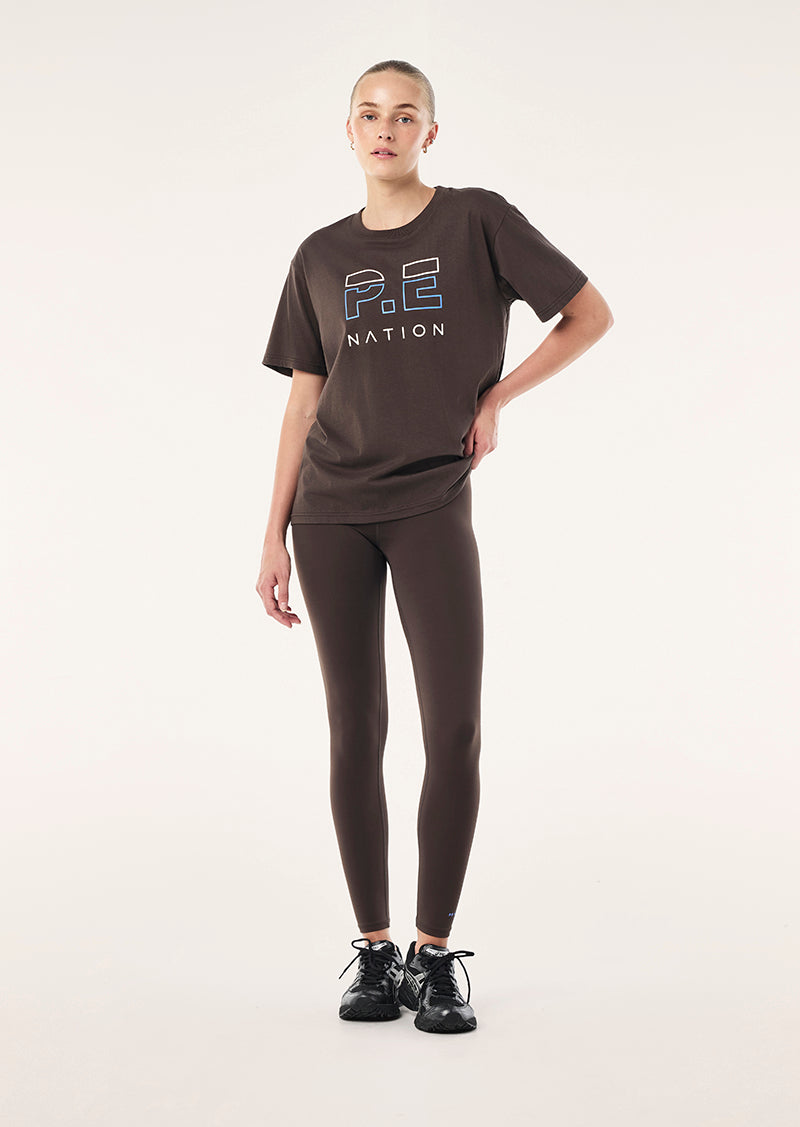 HEADS UP TEE IN COFFEE & MARINA BLUE