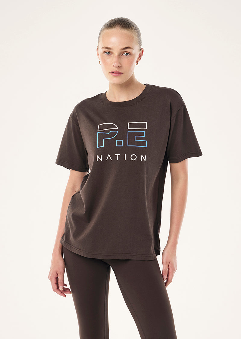 HEADS UP TEE IN COFFEE & MARINA BLUE