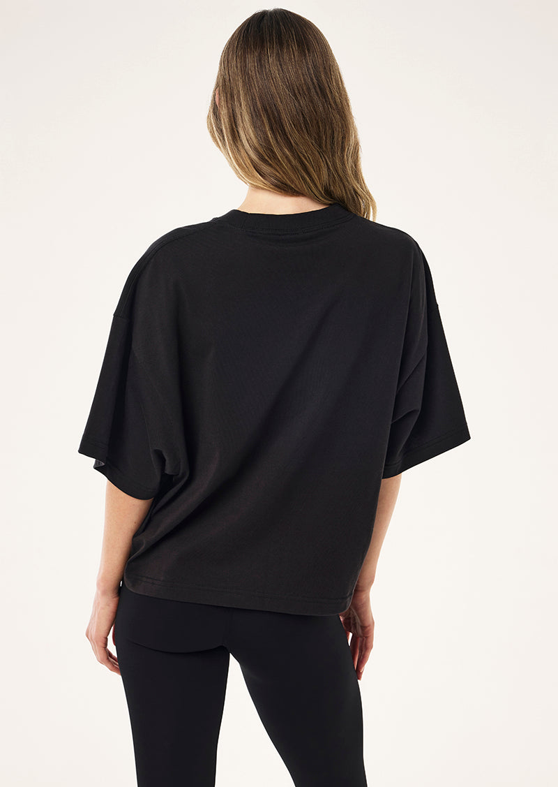 LEGACY CROP TEE IN BLACK