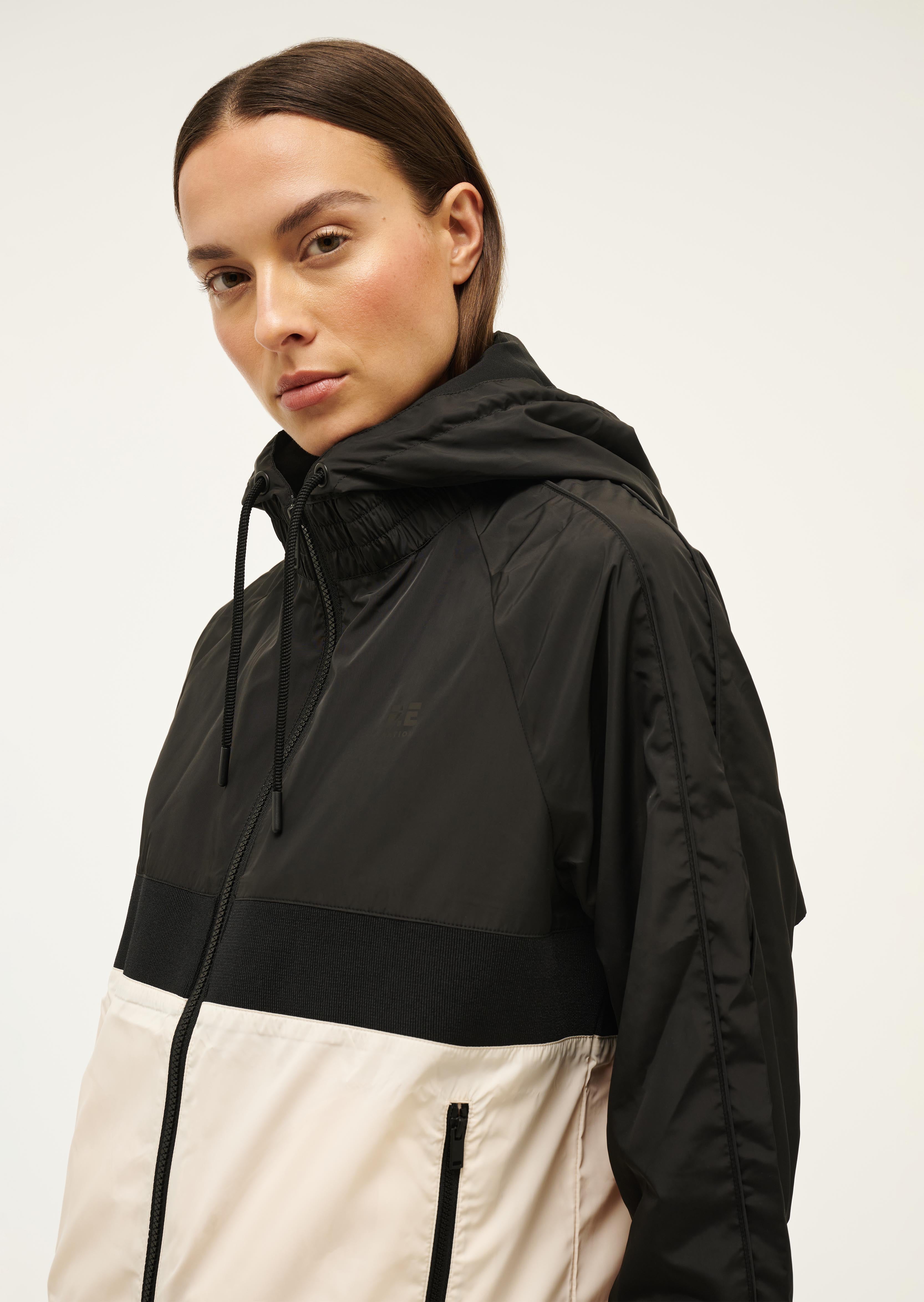 MANDOWNJACKET_243J340_BLACKWHISPERWHITE-025_1