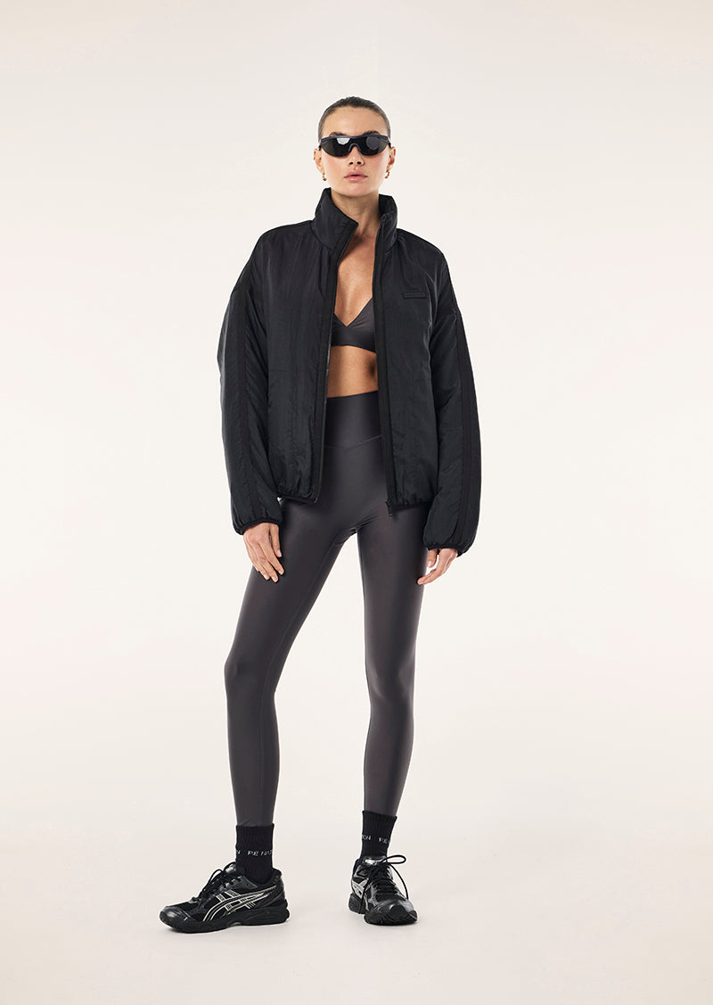 OFF SET JACKET IN BLACK