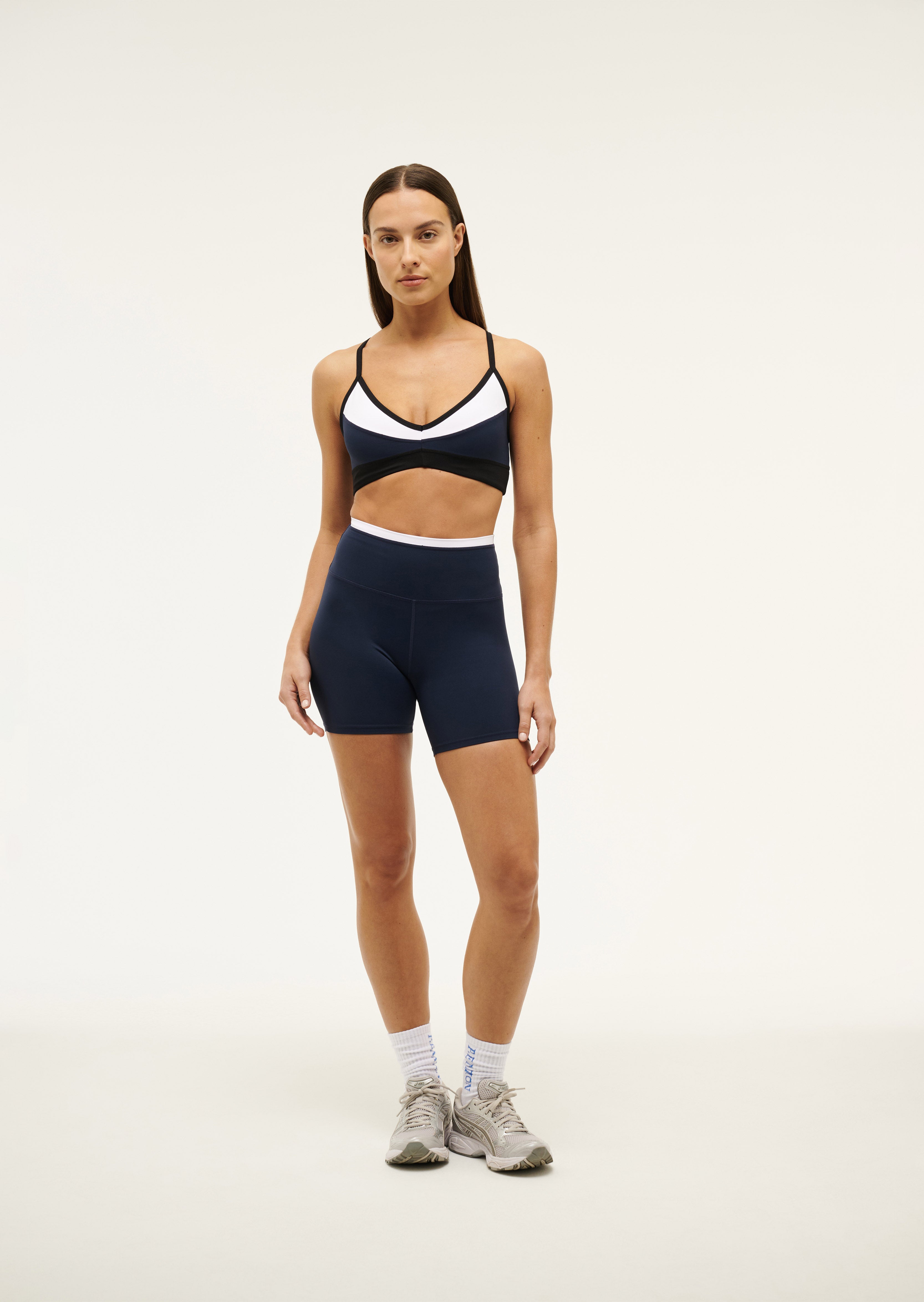 OVERLAND2SPORTSBRA_243C323_DARKNAVY-004_1