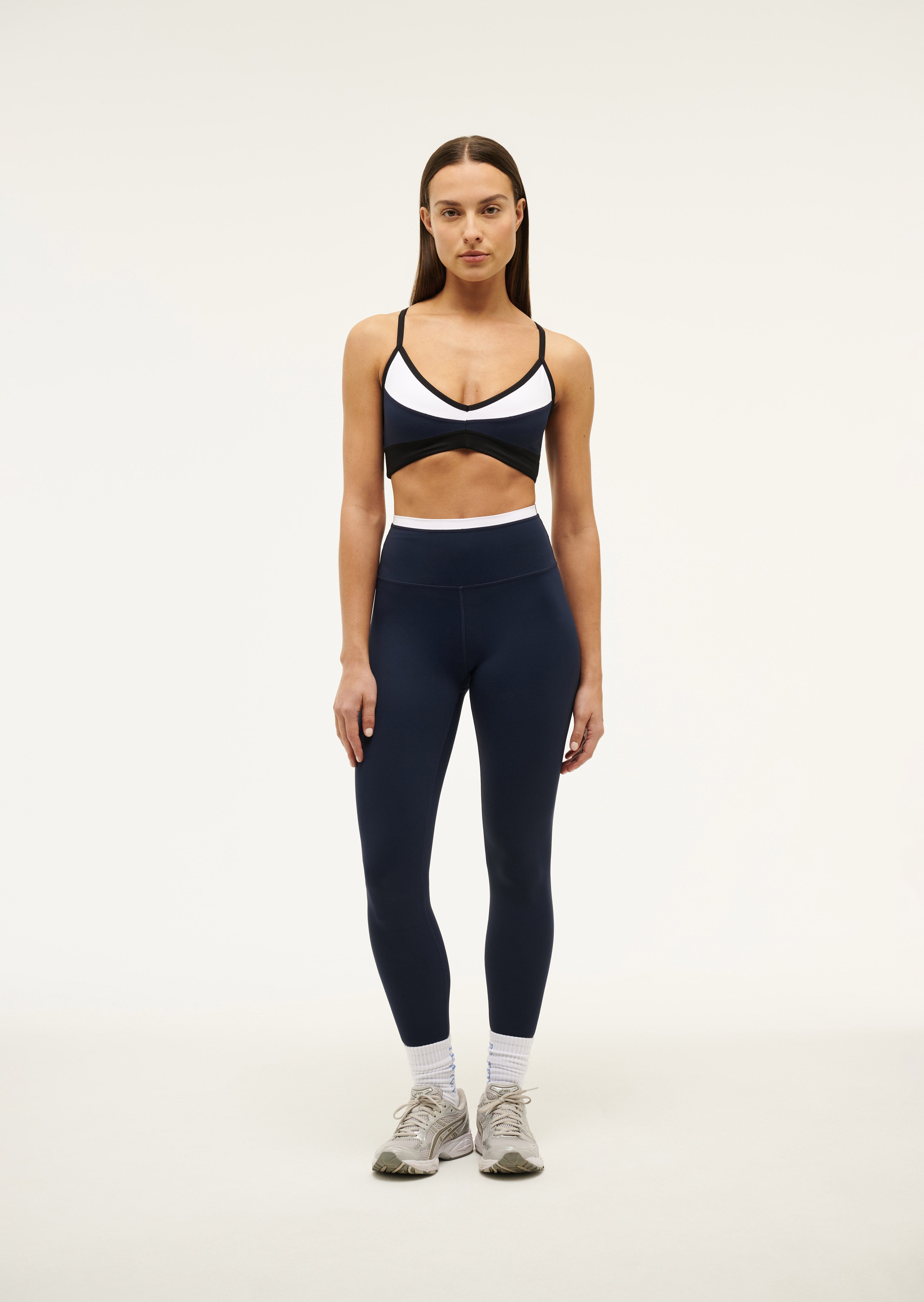 OVERLAND2SPORTSBRA_243C323_DARKNAVY-026_1