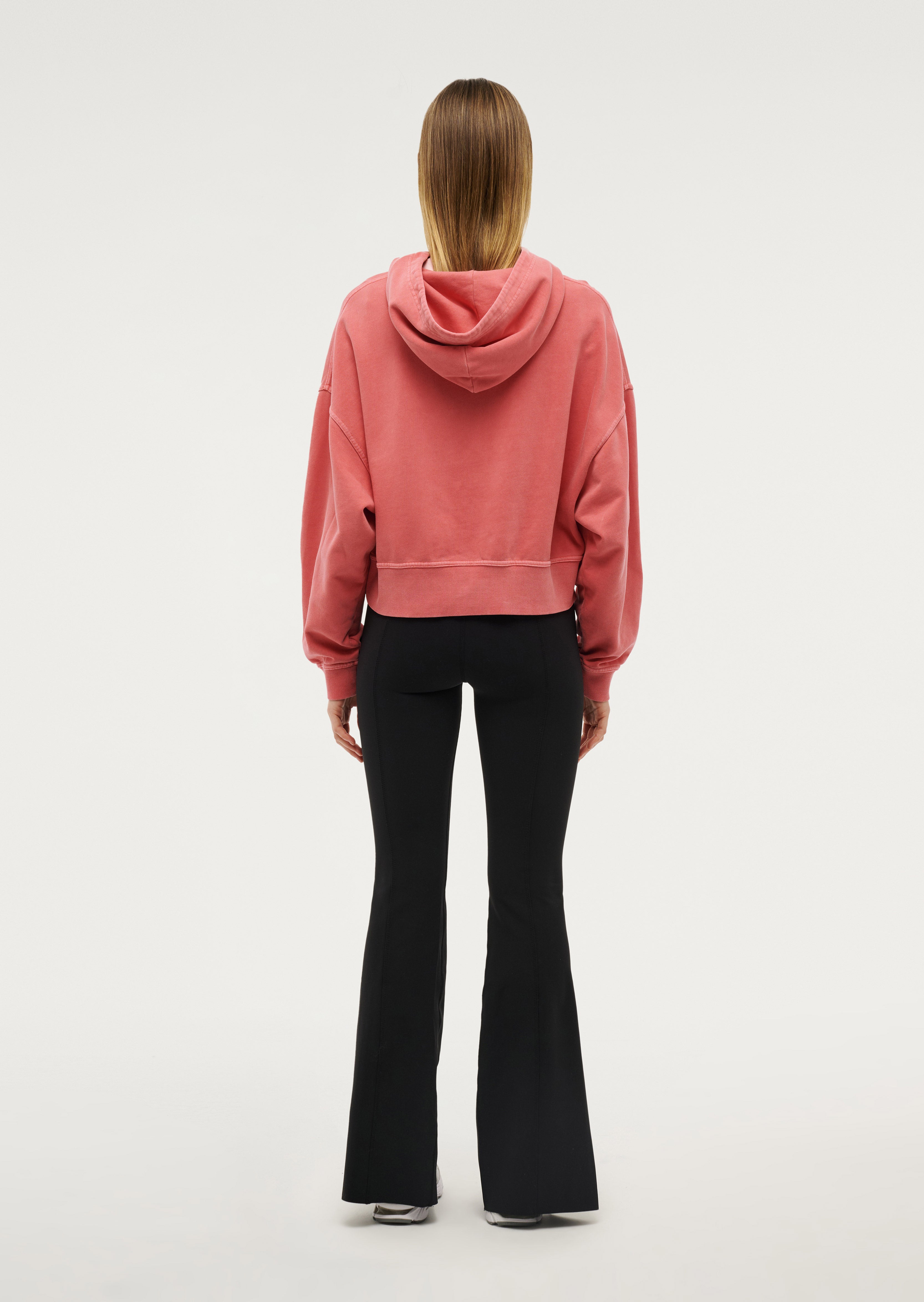 PENATION_ECOM_2024Q3-243H398_WASHEDPOPPYRED_007_1