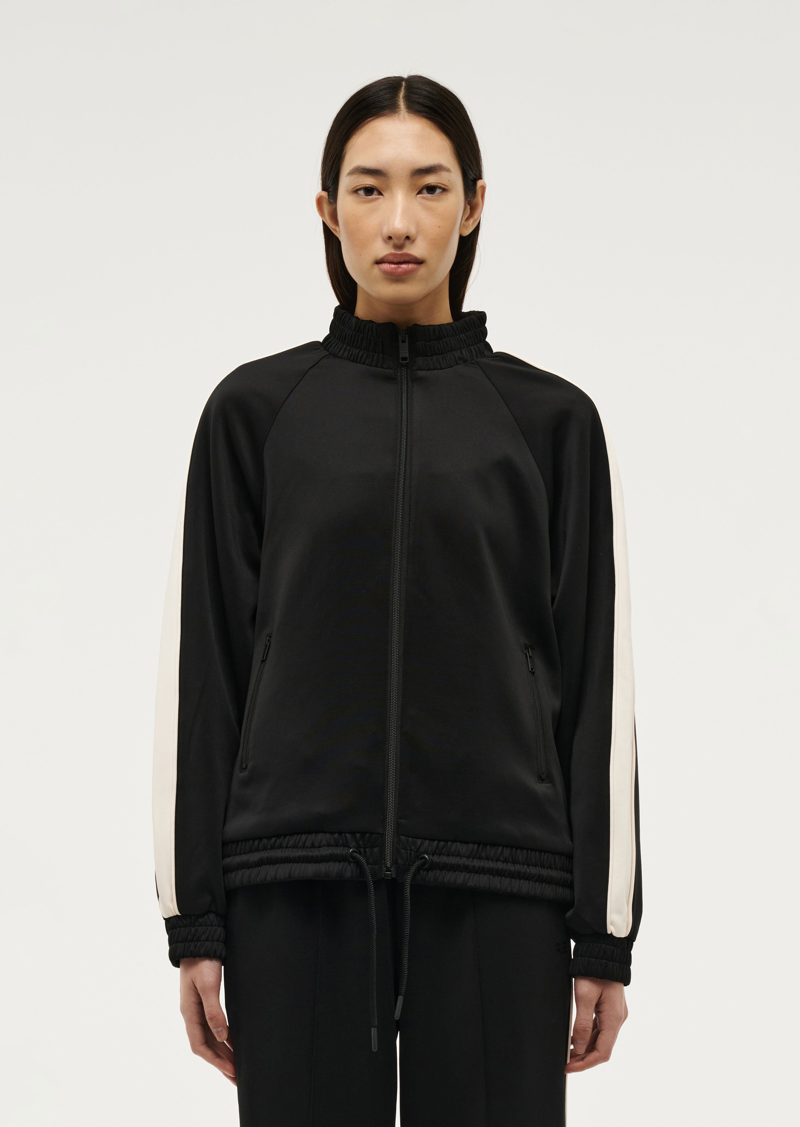 PENATION_ECOM_2024Q3-243J193_BLACK_015_1