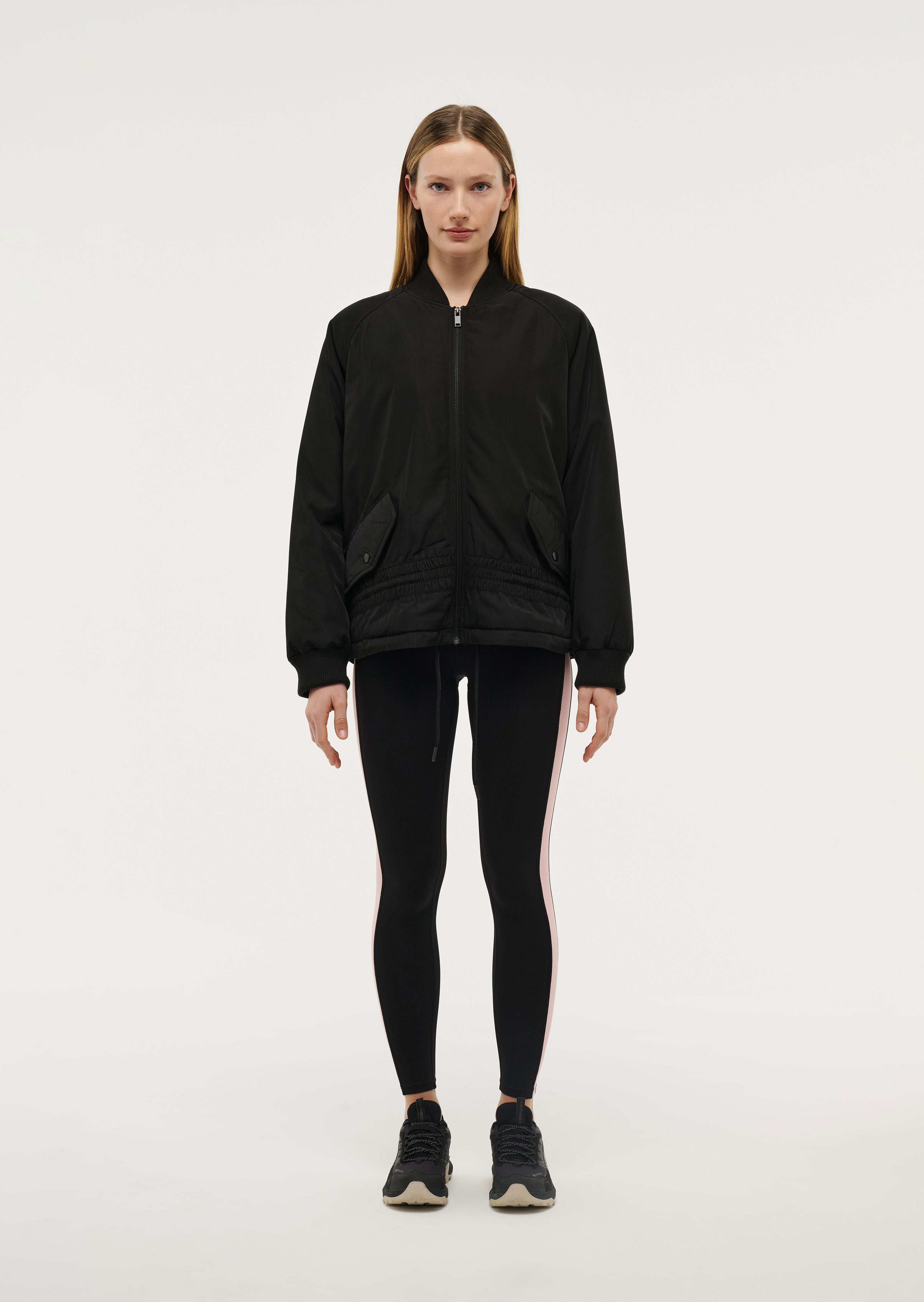 PENATION_ECOM_2024Q3-243J249_BLACK_003_1